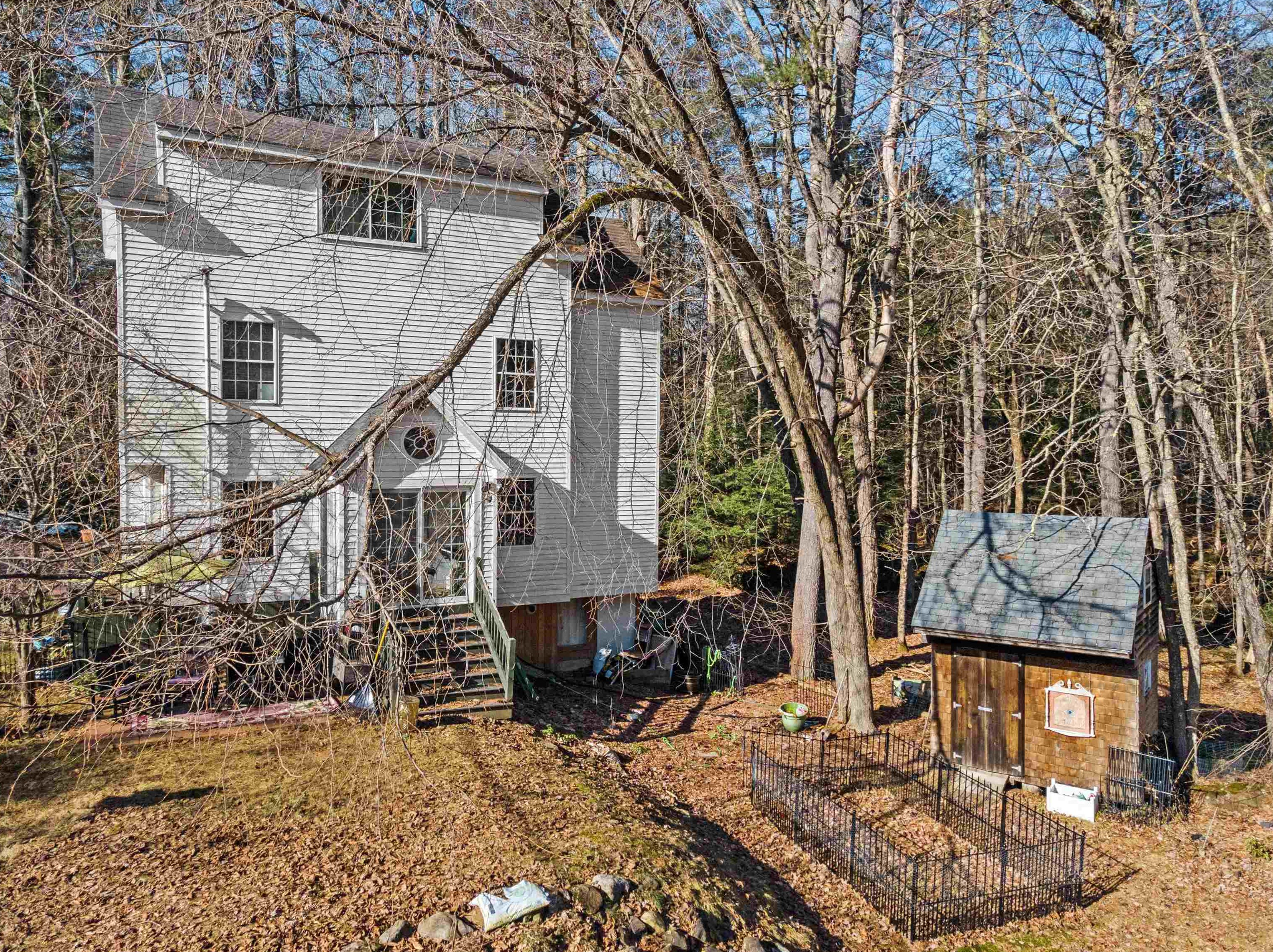 399 Salisbury Rd, Franklin, NH 03235