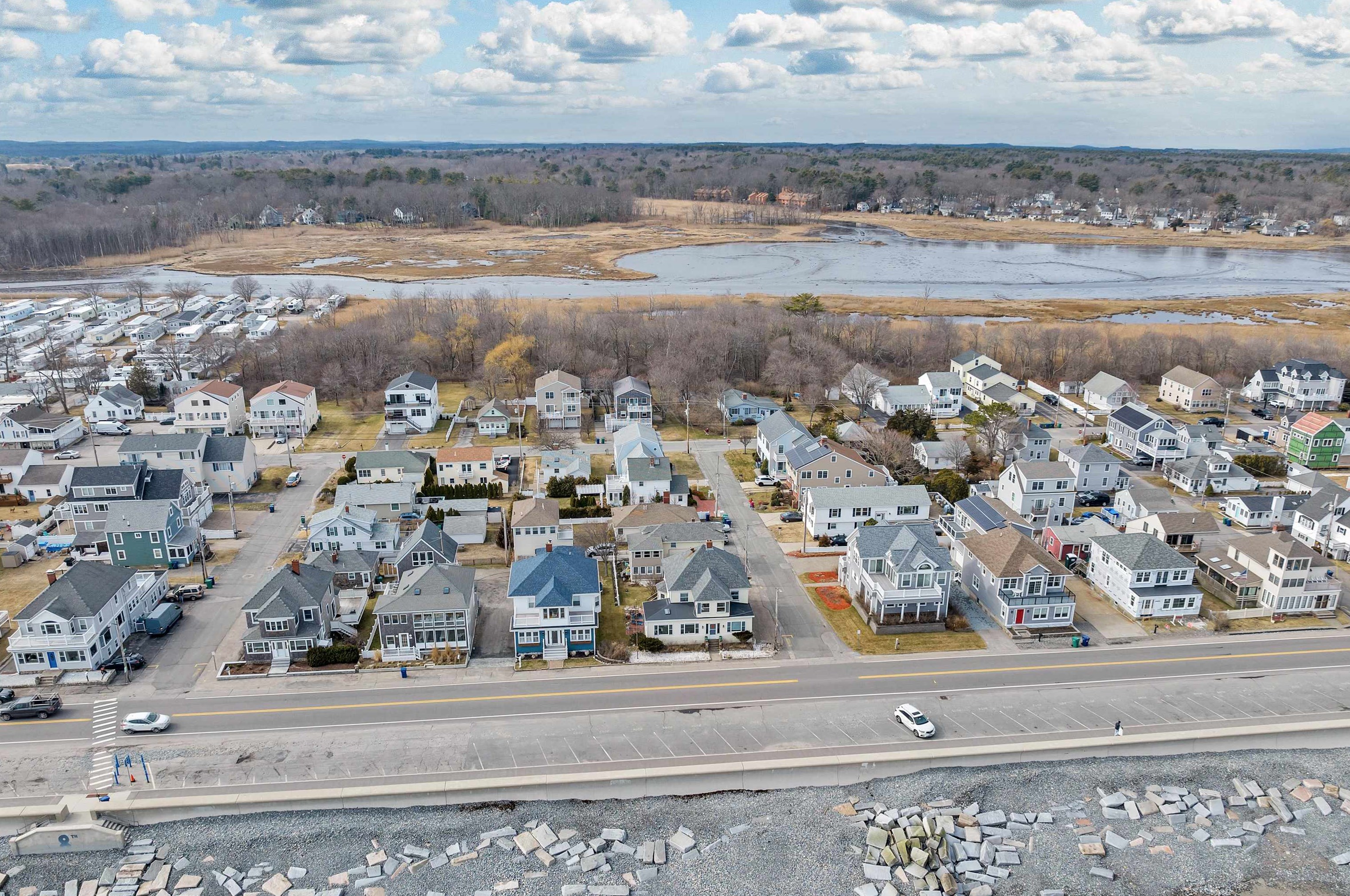 809 Ocean Blvd, Hampton NH  03842-3016 exterior