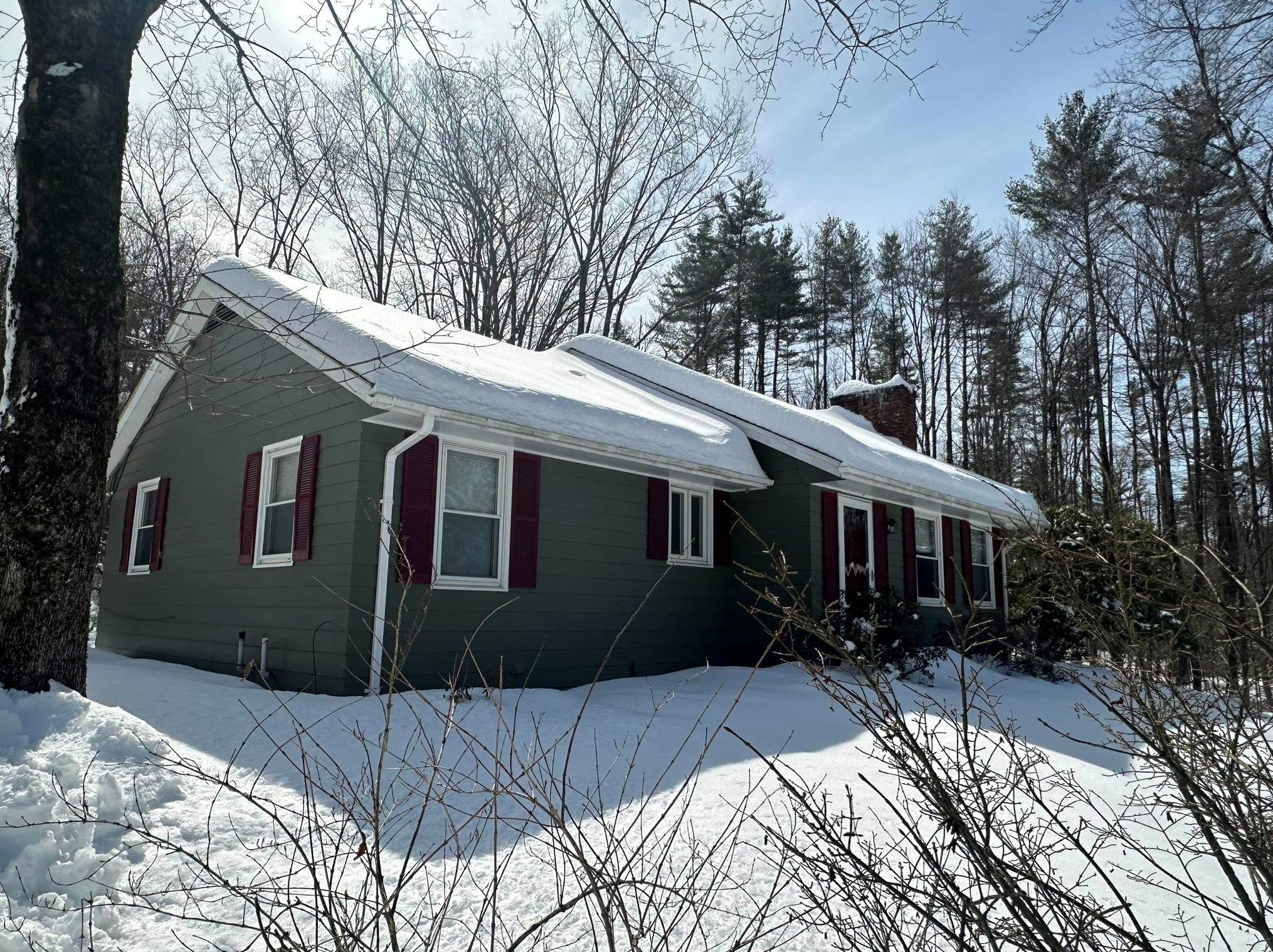 36 Coral Ave, Unity NH  03603-4470 exterior