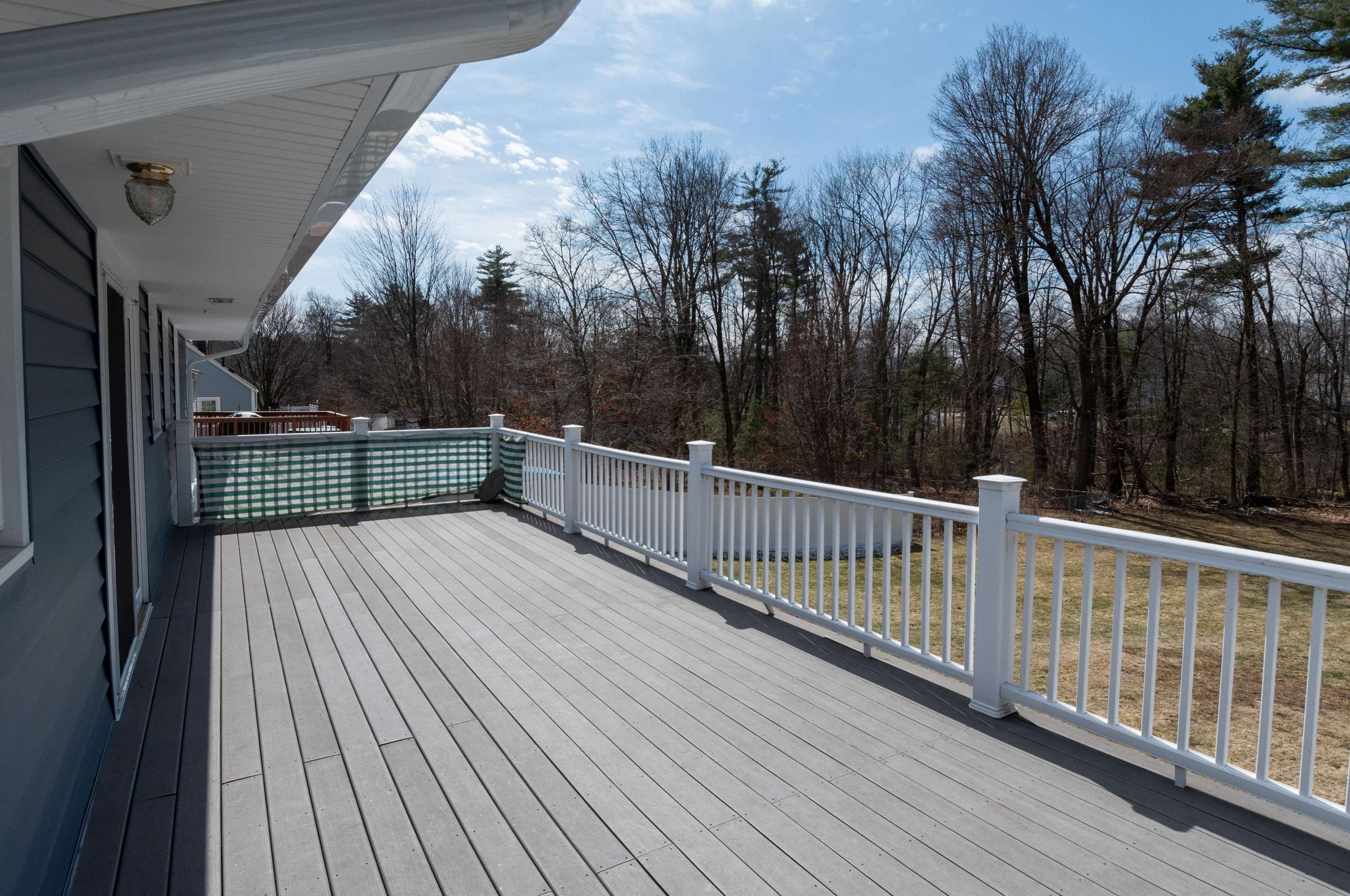 131 Huse Rd, Manchester NH  03103-3000 exterior