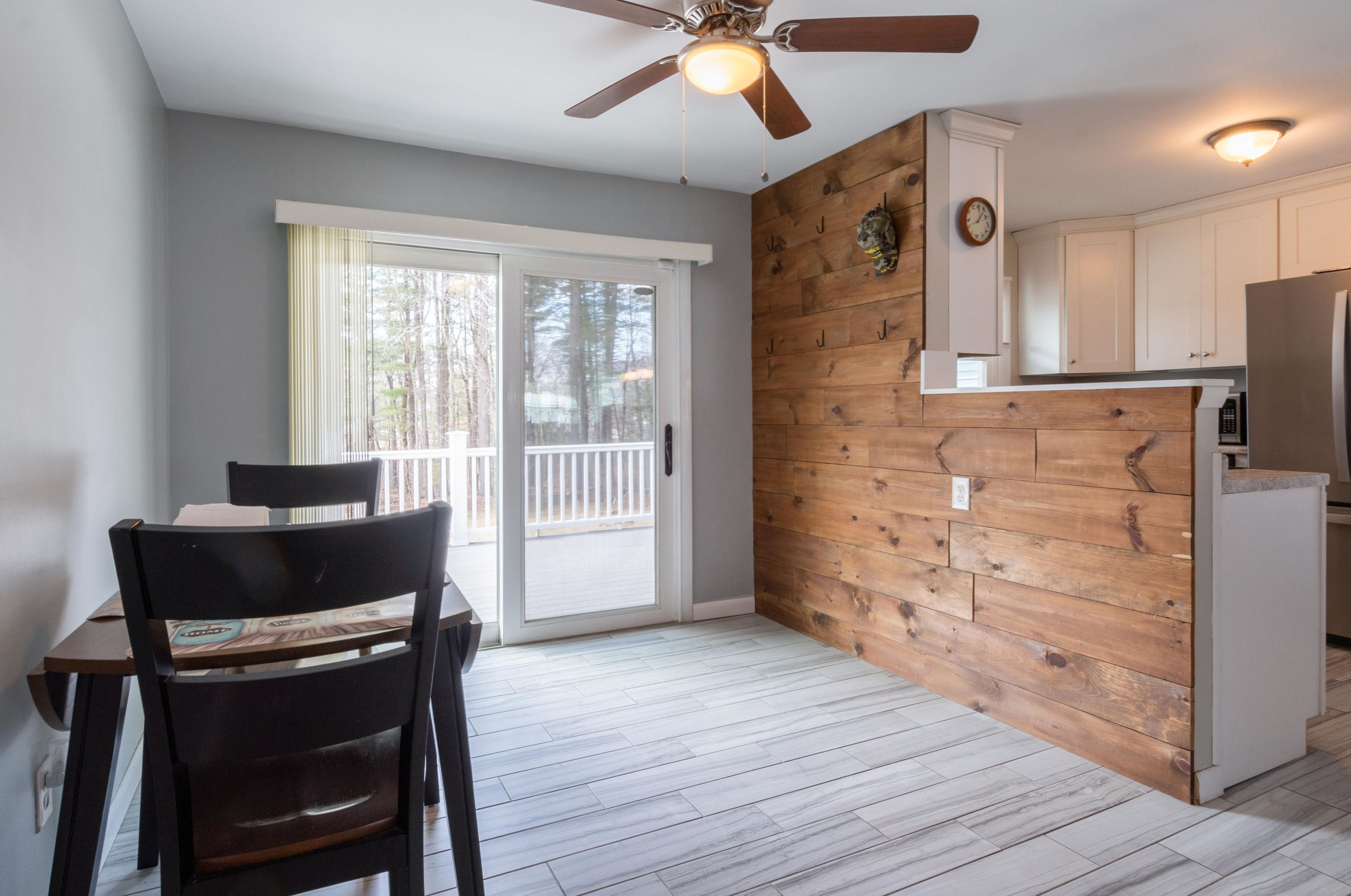 131 Huse Rd, Manchester NH  03103-3000 exterior