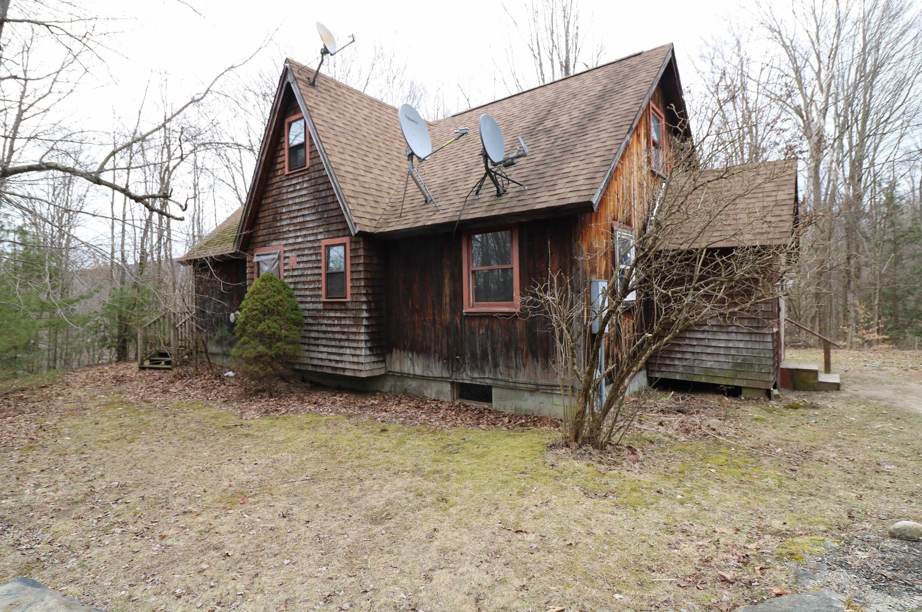 11 N Pack Ln, Greenfield, NH 03047