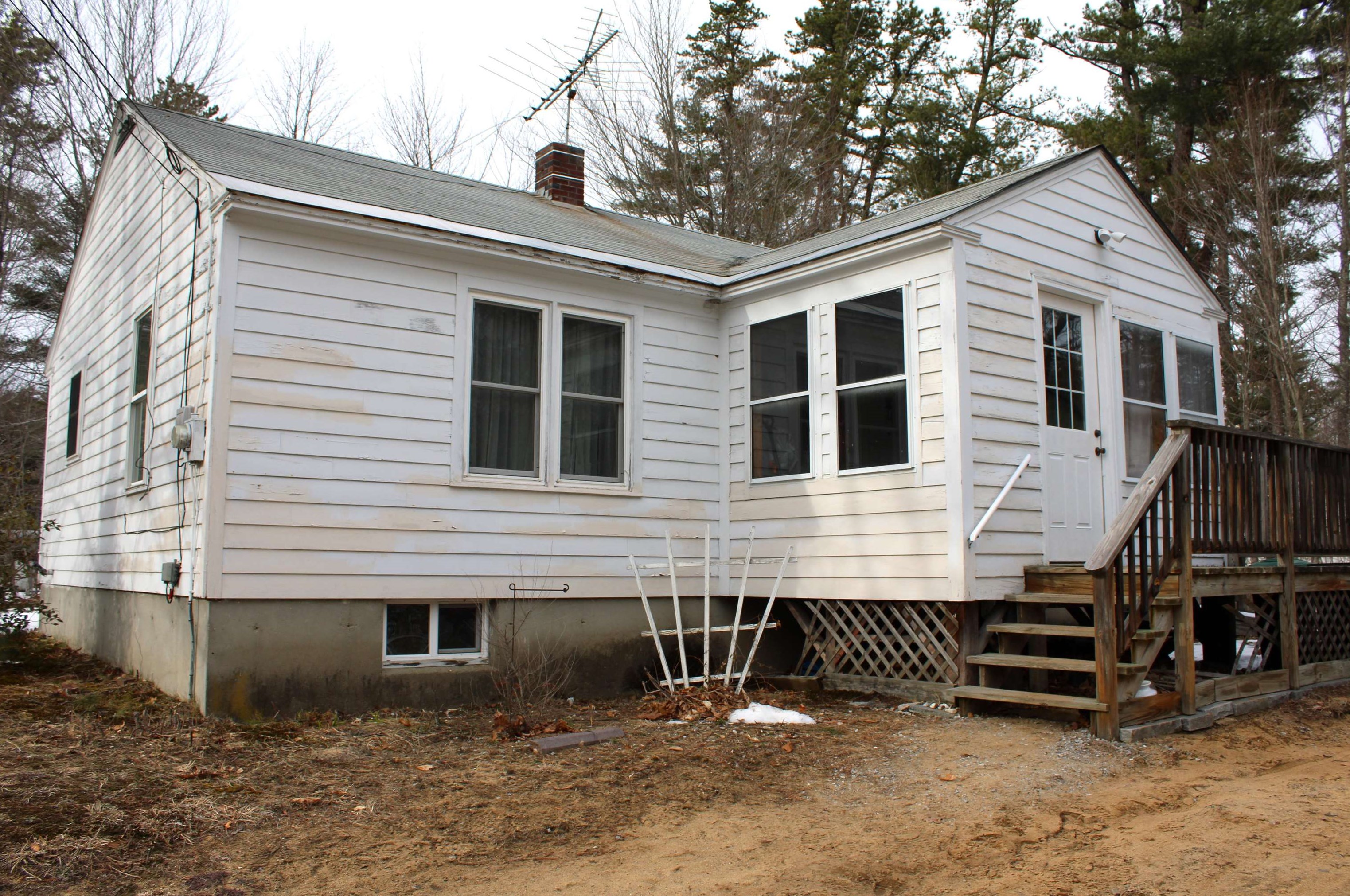 9 Colby Ave, Franklin, NH 03235