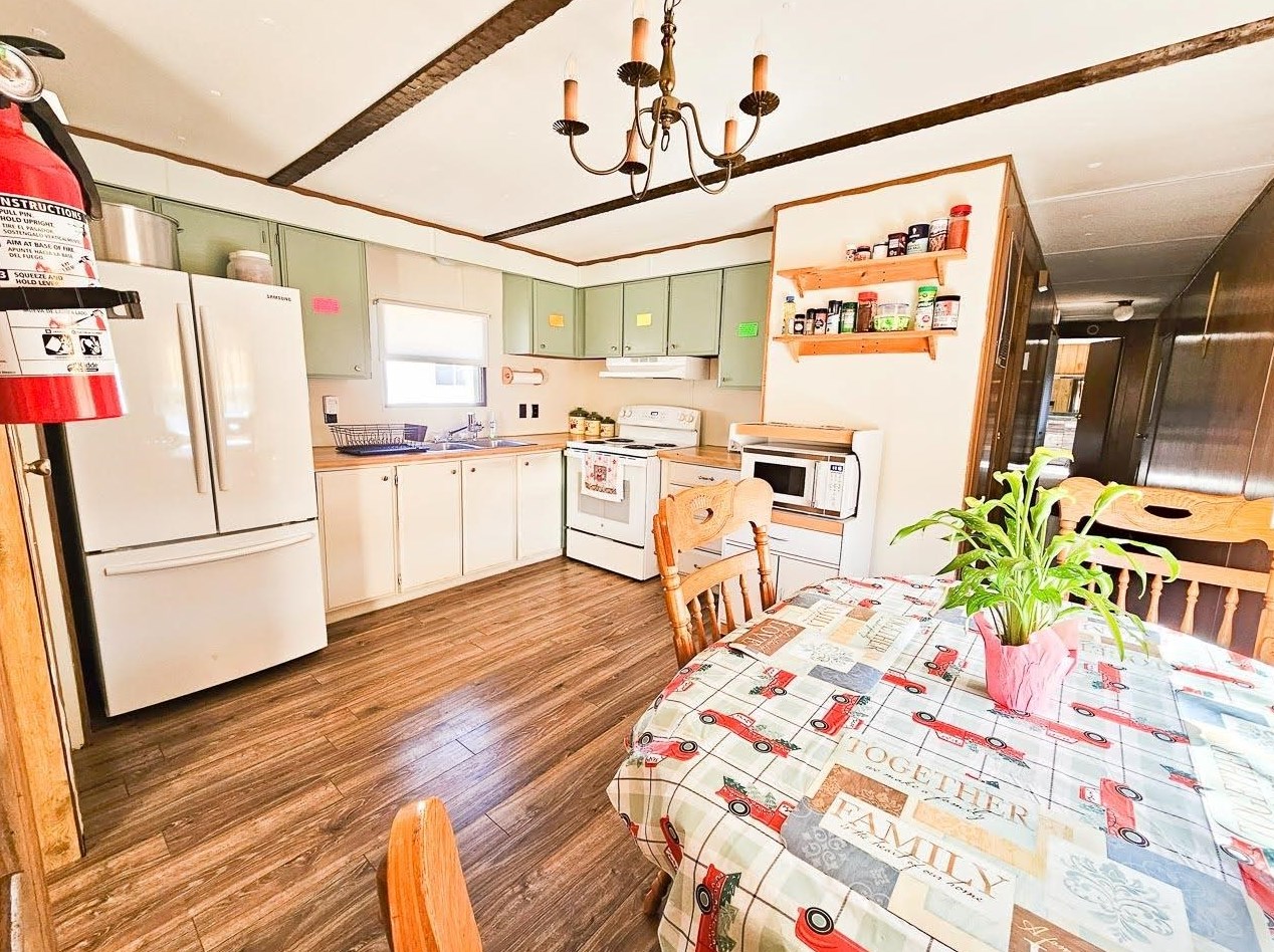 17 South Cranberry Ln, Rochester, NH 03867