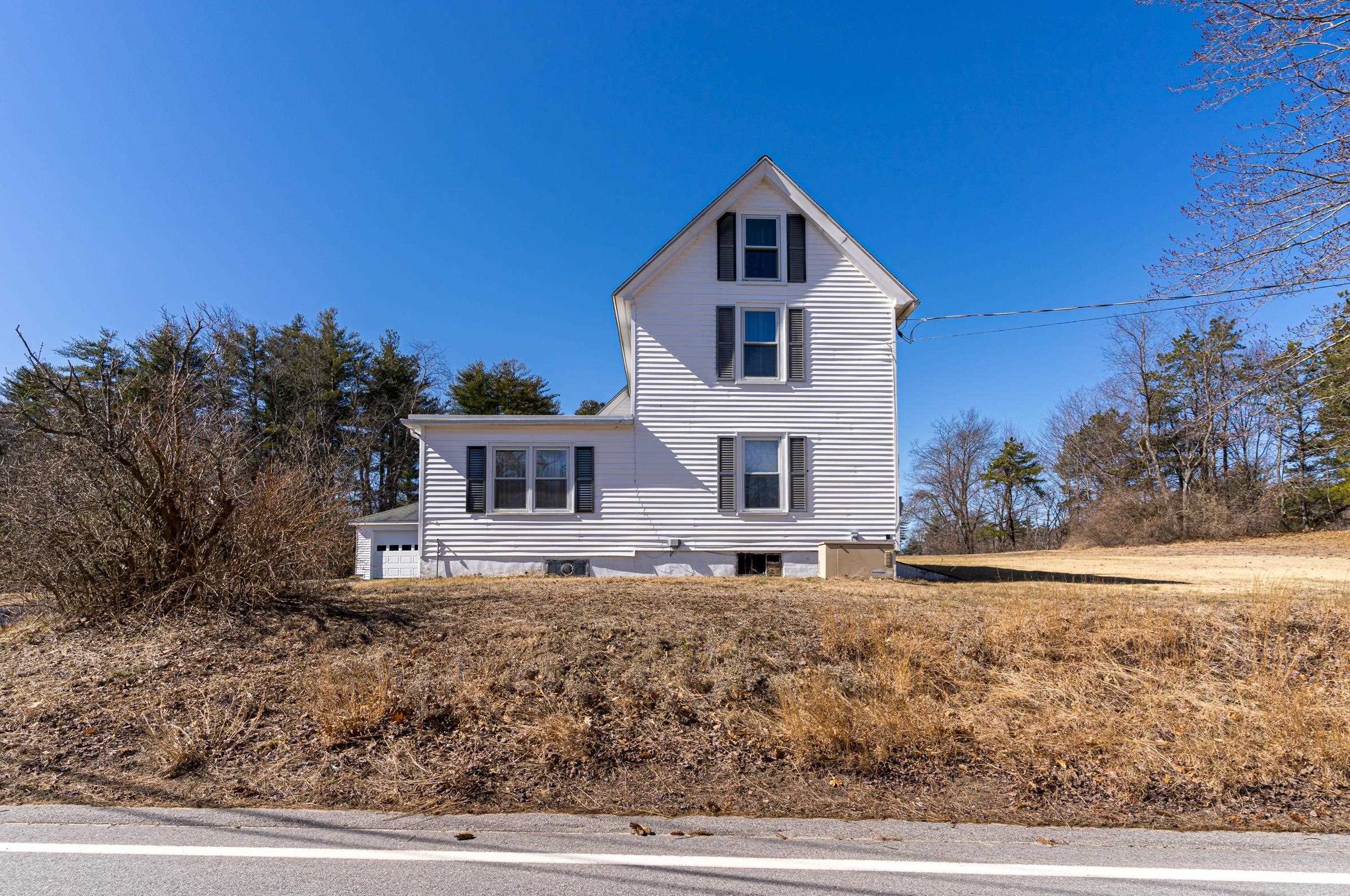 11 Tates Brook Rd, Somersworth, NH 03878 exterior