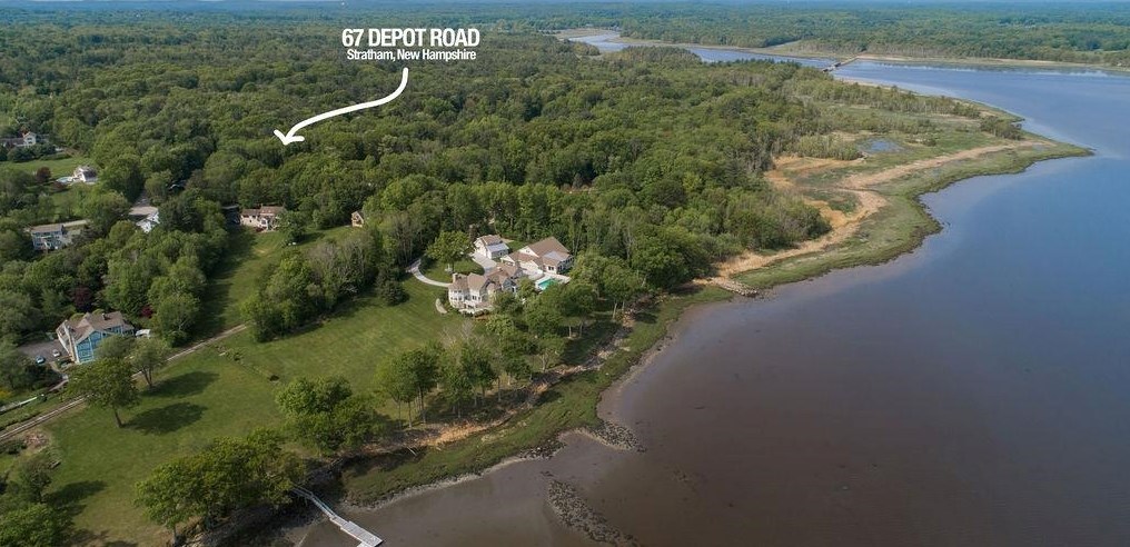 67 Depot Rd, Stratham NH  03885-2127 exterior