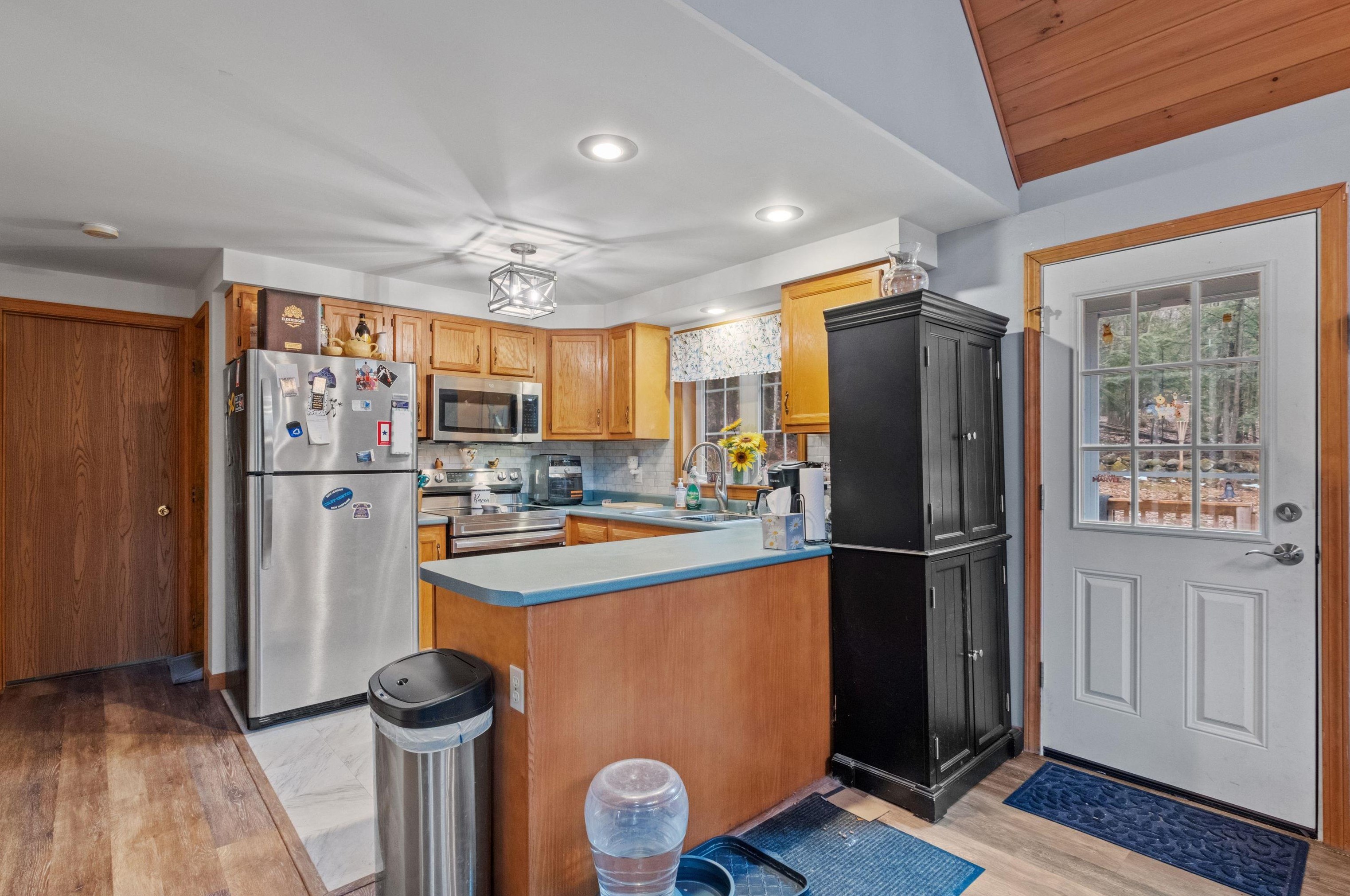 135 Worfield Cir, Bridgewater NH  03222-3052 exterior