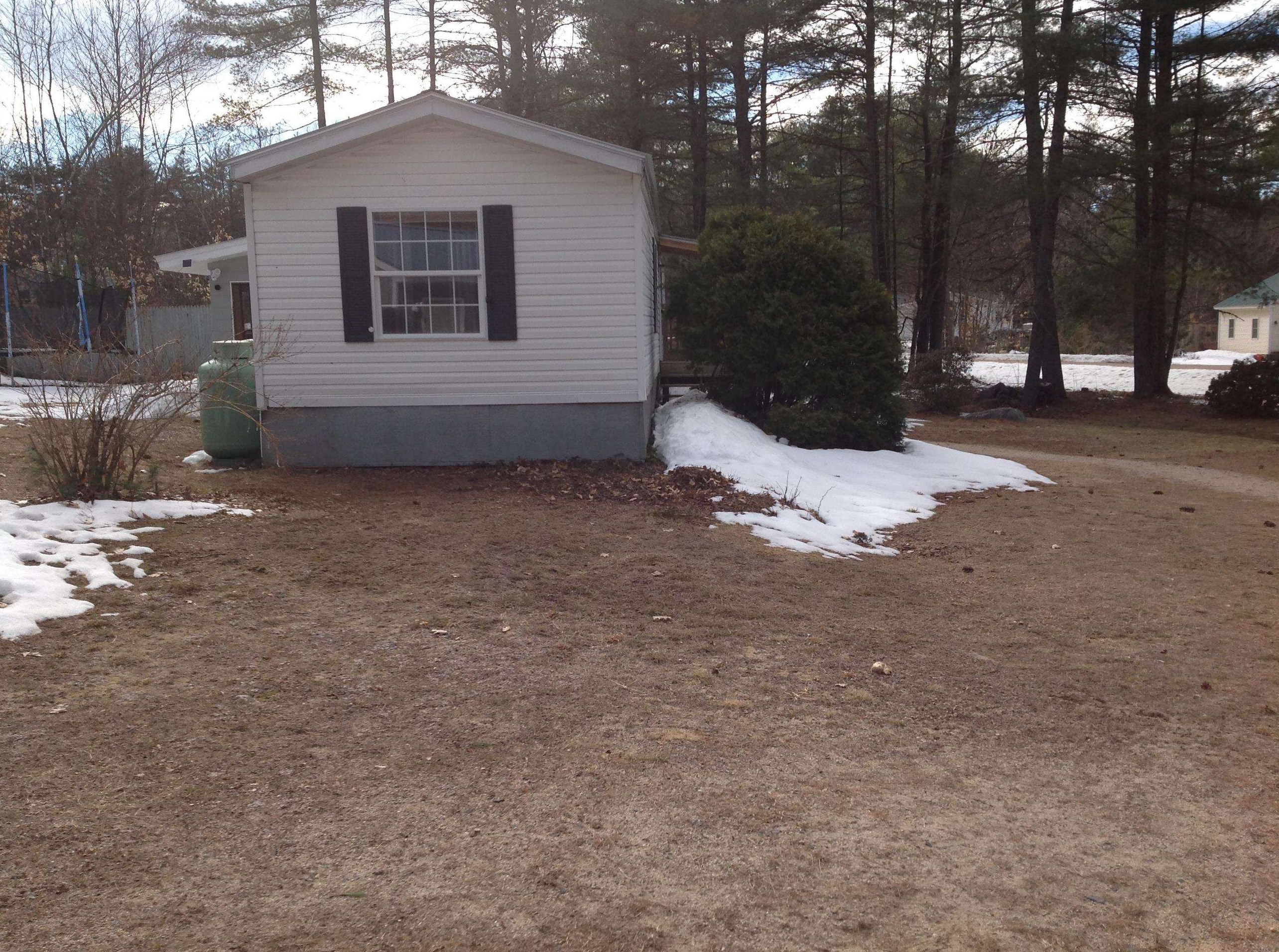 26 Pine River Rd, Ctr Ossipee, NH 03814