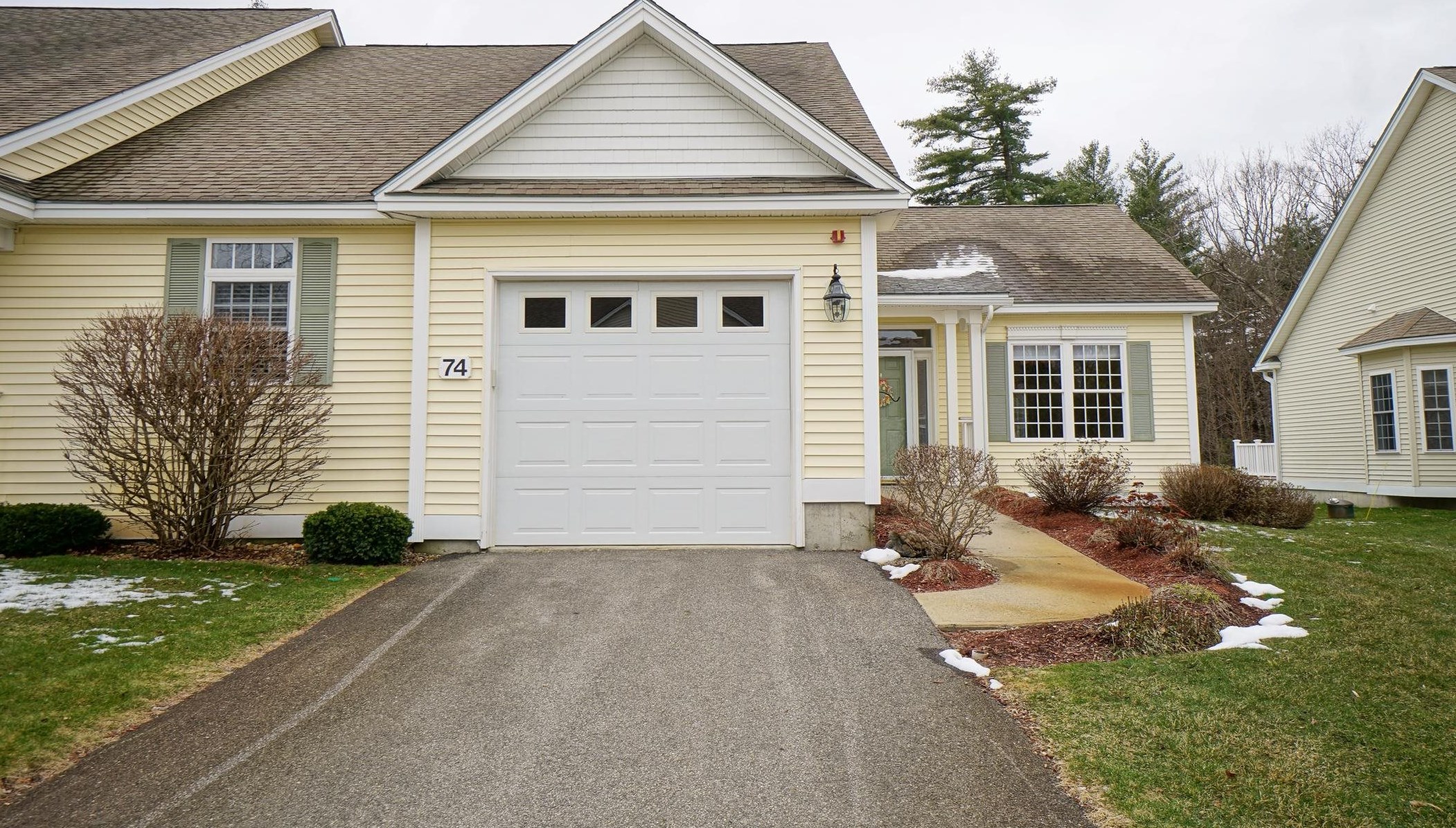 74 Old Stage Rd, Hudson, NH 03052-2365
