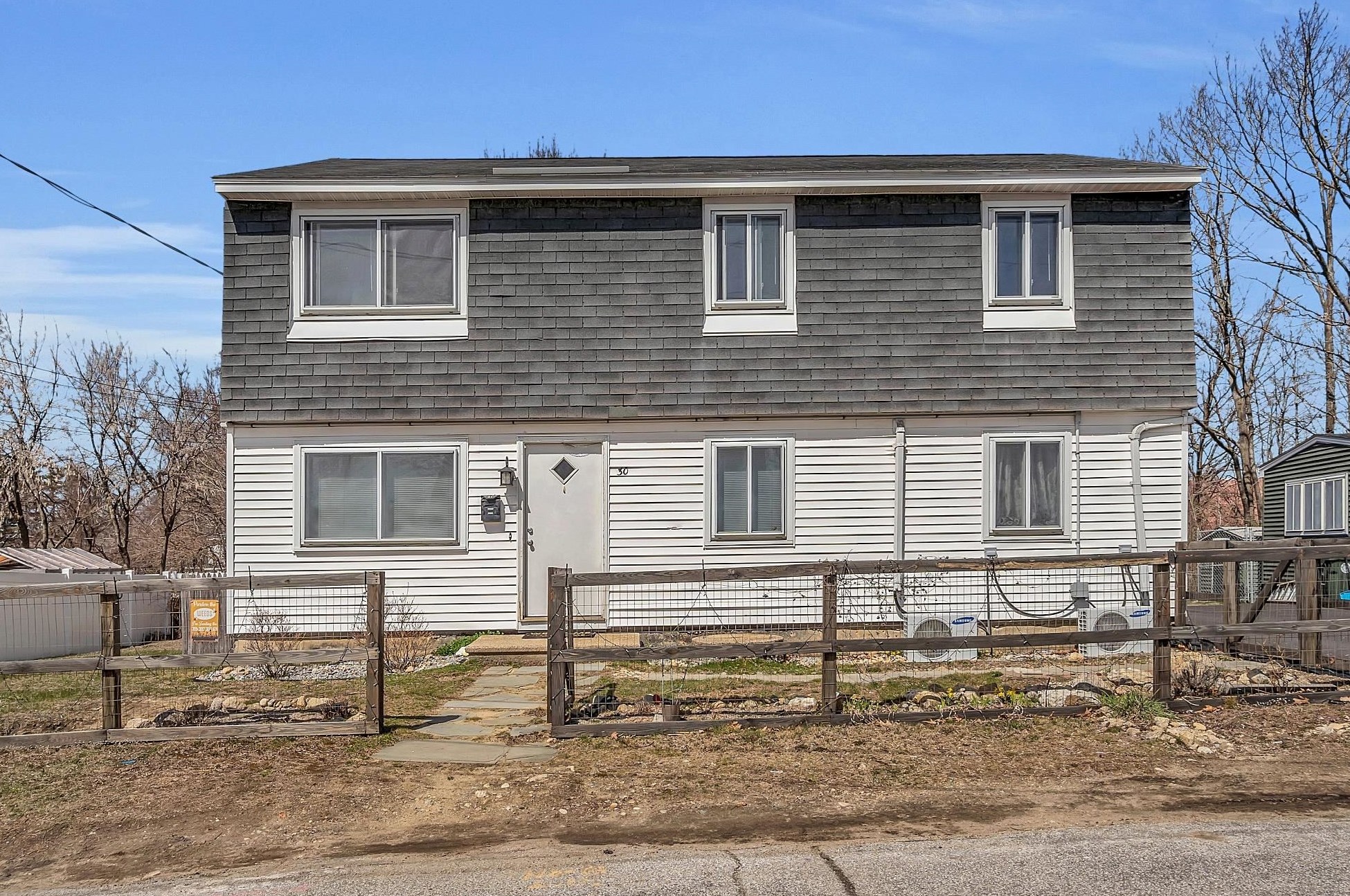 30 Enfield St, Manchester NH  03103-6510 exterior