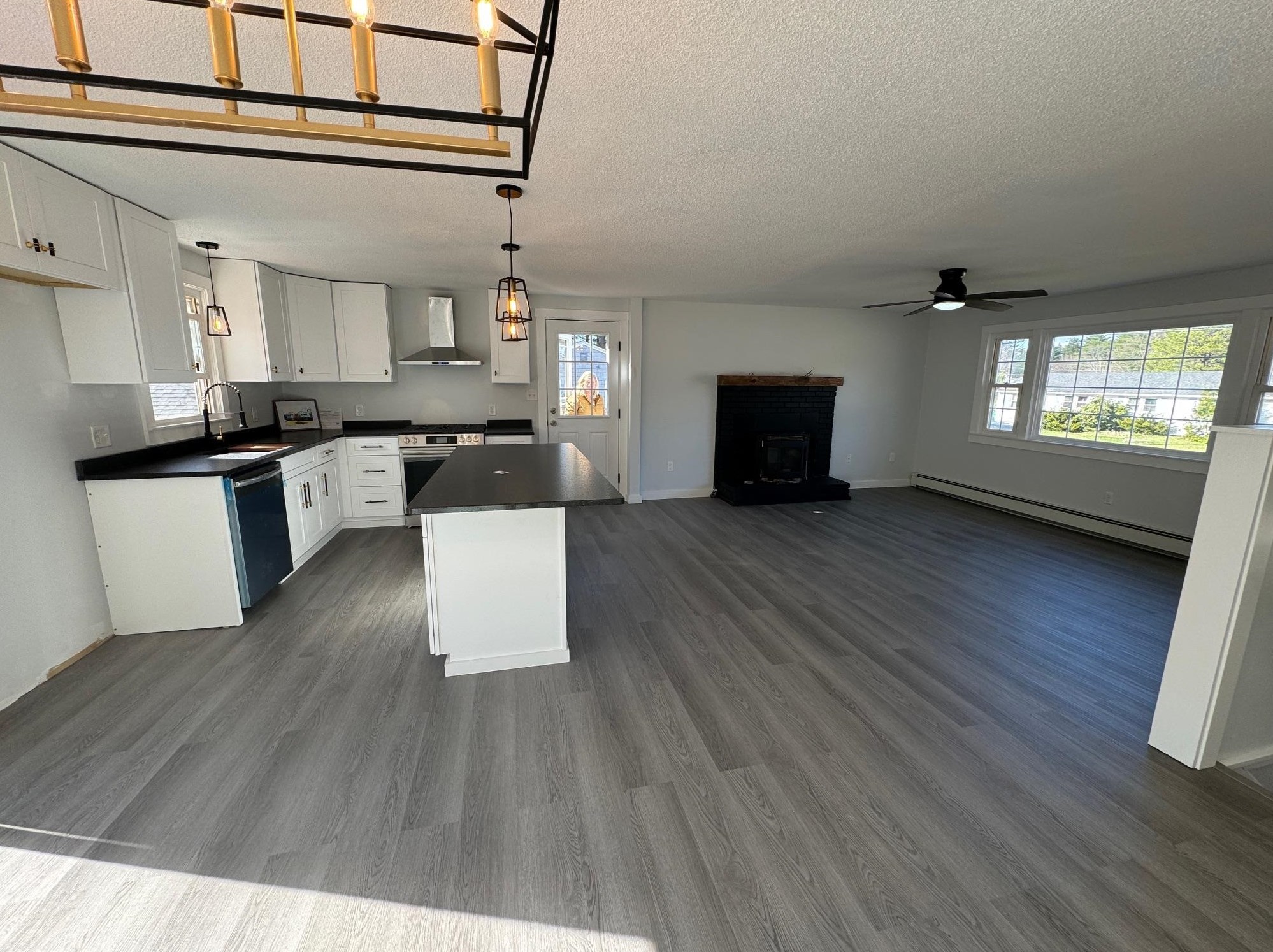 43 Salmon Falls Rd, Rochester NH  03868-8620 exterior