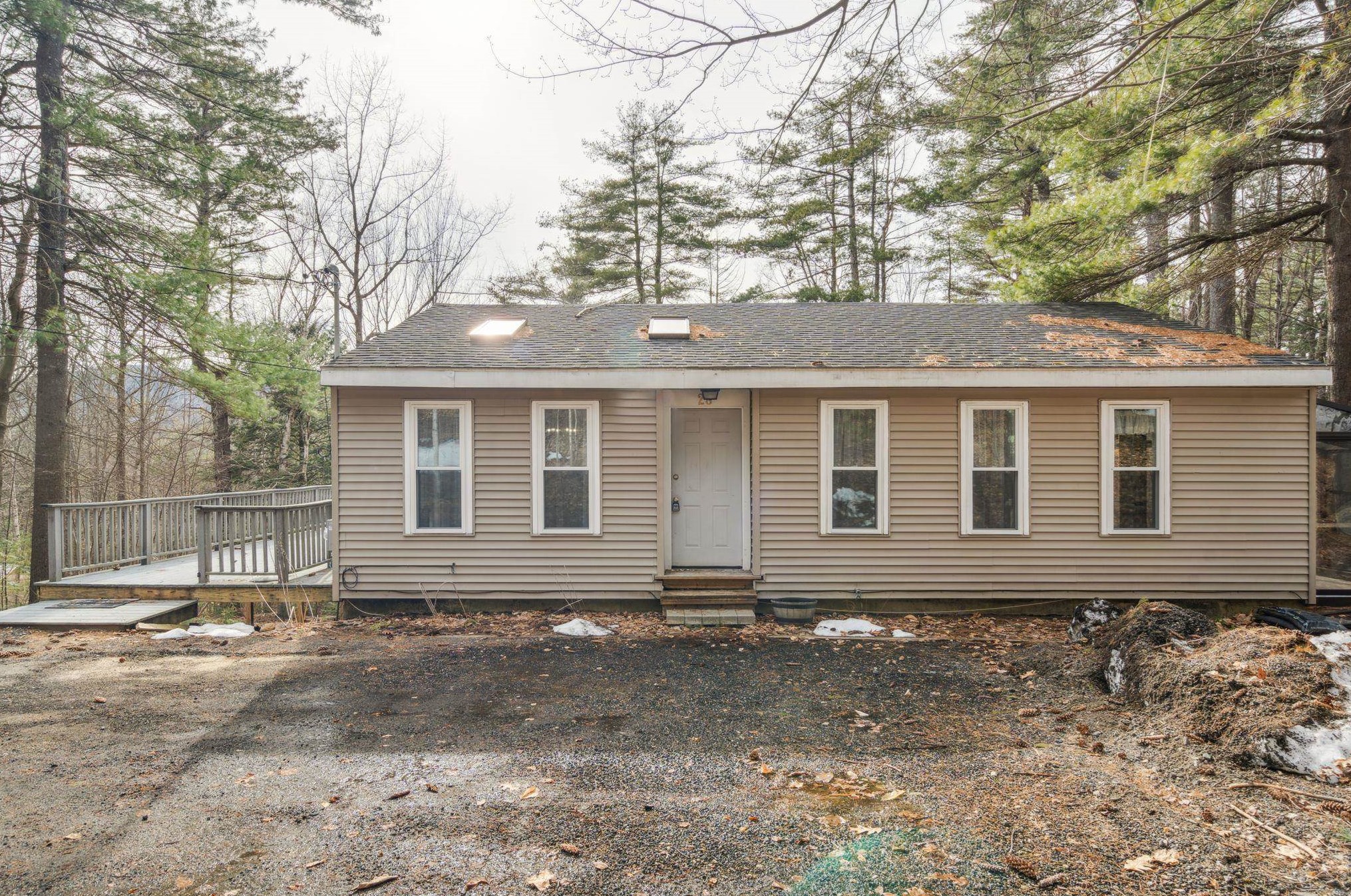 28 Forest Ave, Laconia, NH 03249