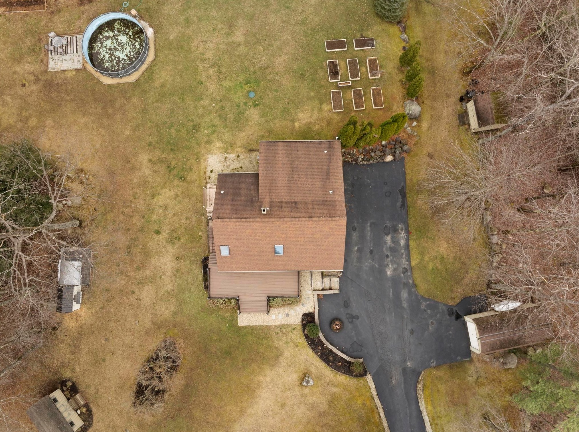 30 Westminster Dr, Fitzwilliam NH  03447-3542 exterior