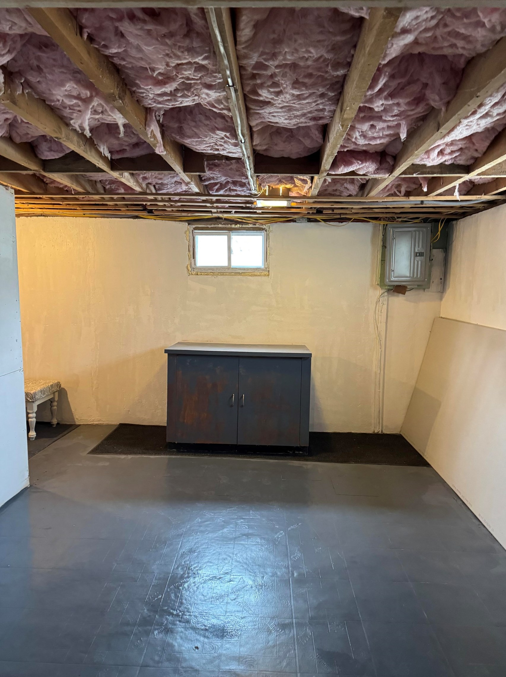 265 Dunbarton Rd, Manchester NH  03102-2596 exterior