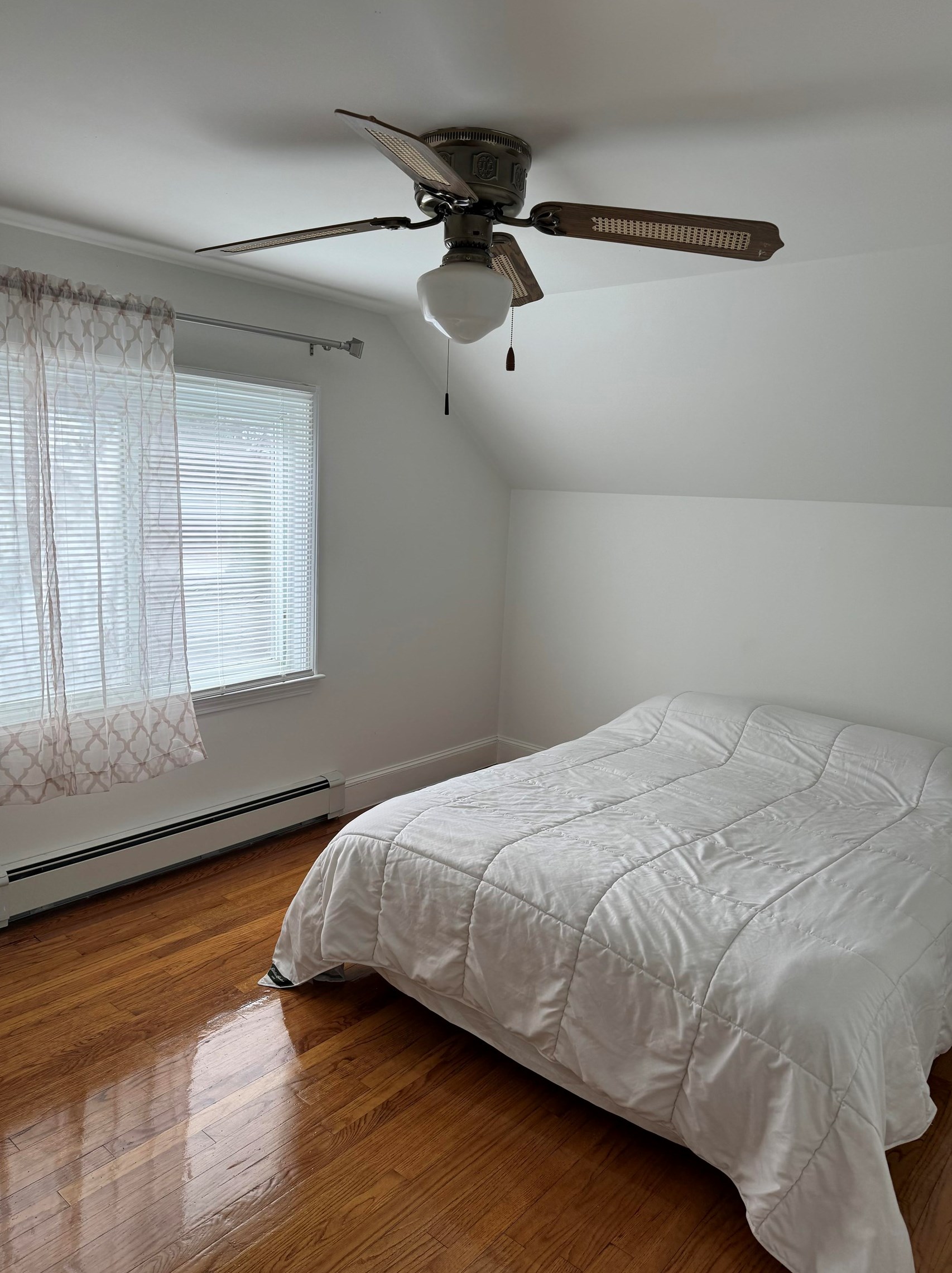 265 Dunbarton Rd, Manchester NH  03102-2596 exterior