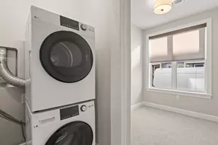 99 Foundry Pl, Portsmouth, NH 03801 - Photo 14