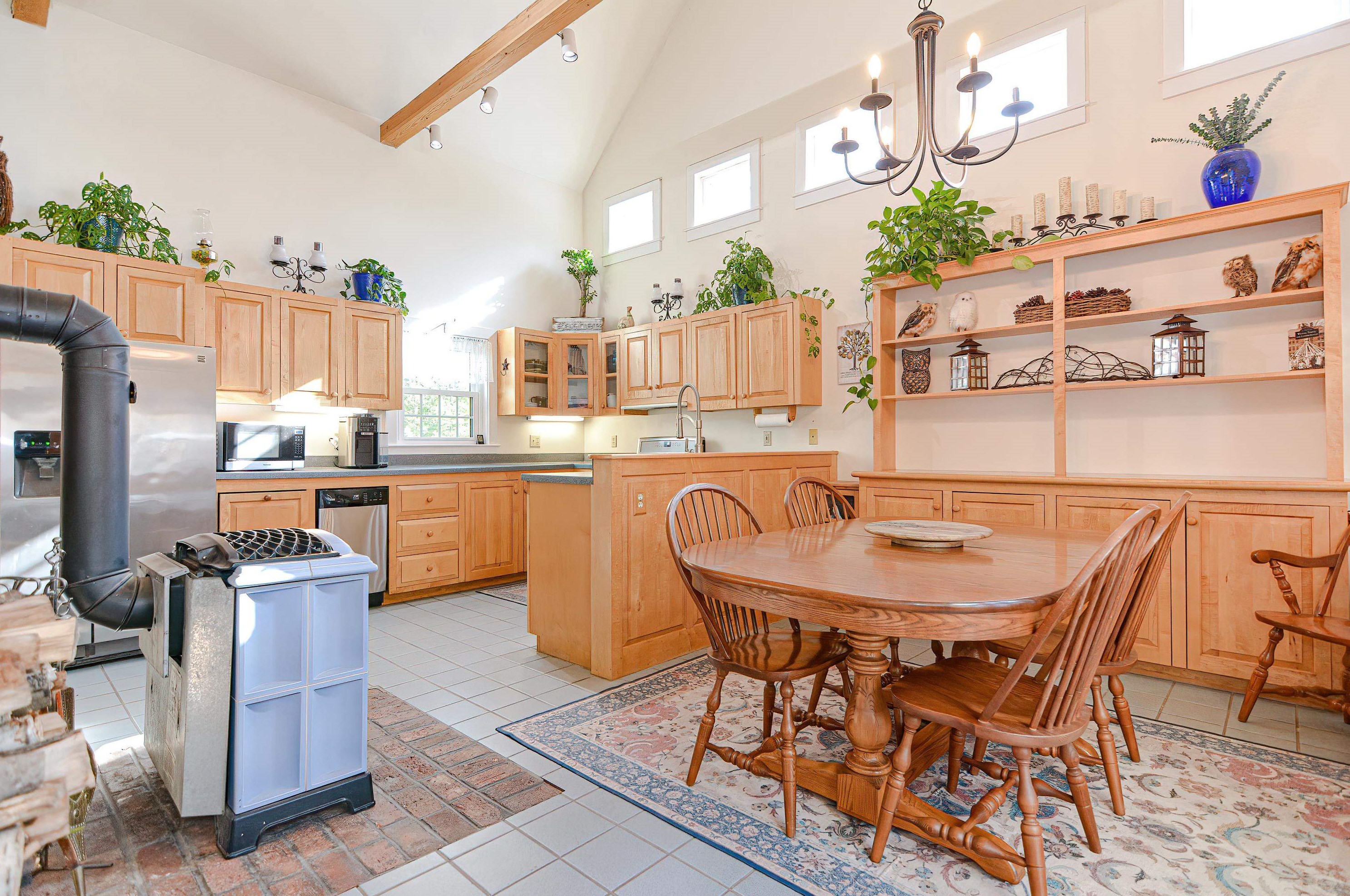 646 Nh Route 45, Temple, NH 03084-4442