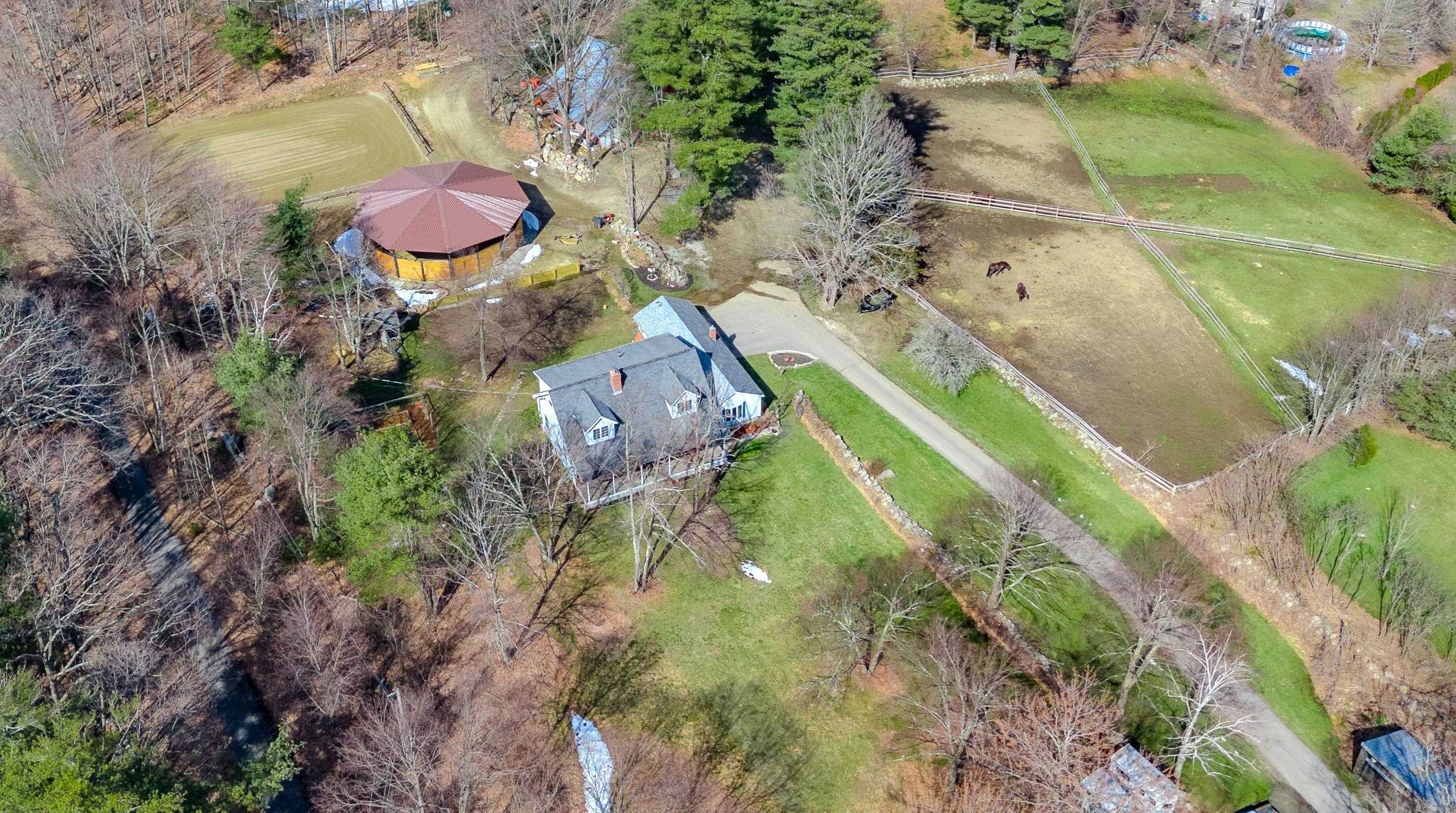 41 Tenney Rd, Sandown, NH 03873-2336