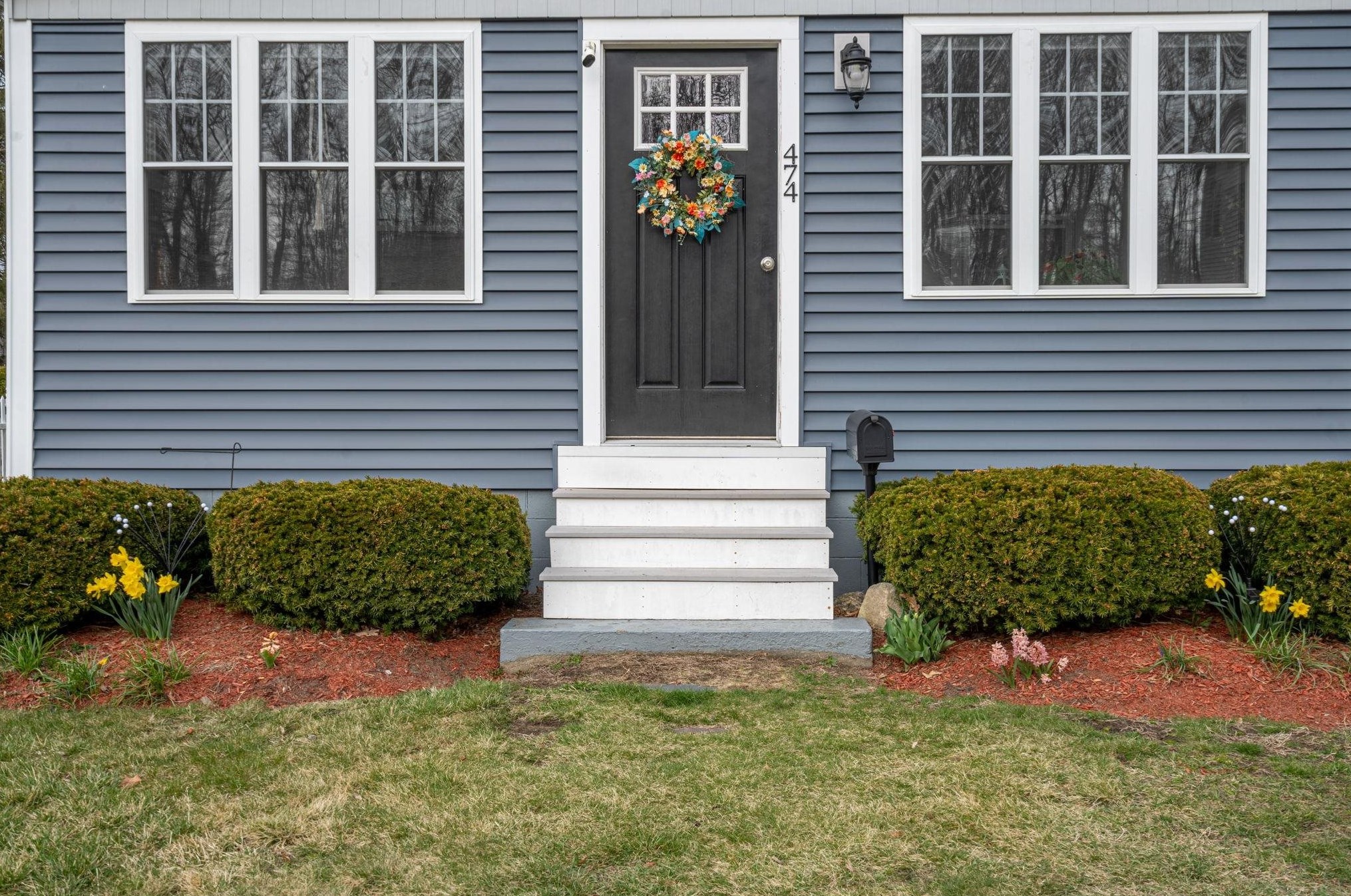 474 Vinton St, Manchester, NH 03103