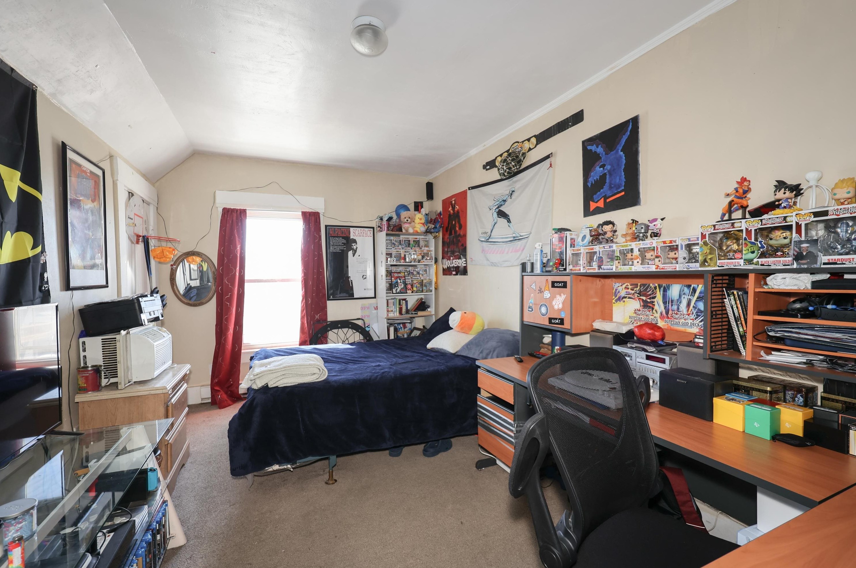 330 Spruce St, Manchester NH 03103-4812 exterior