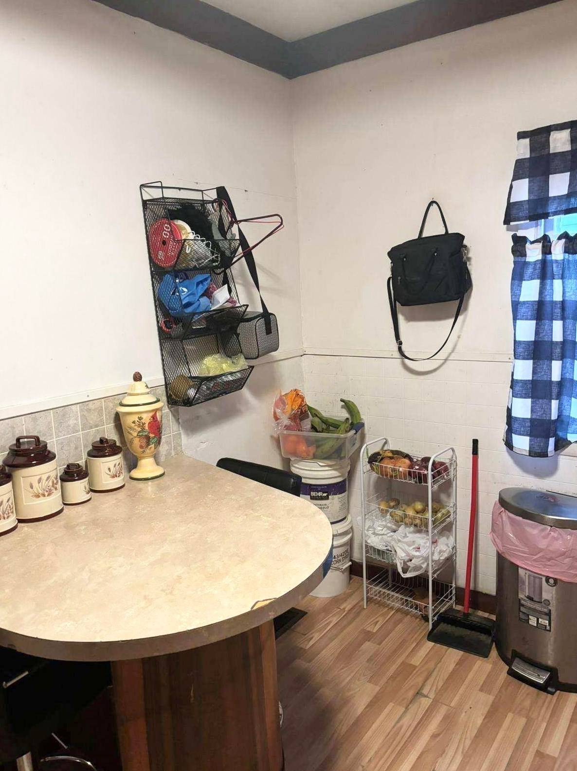 330 Spruce St, Manchester NH 03103-4812 exterior