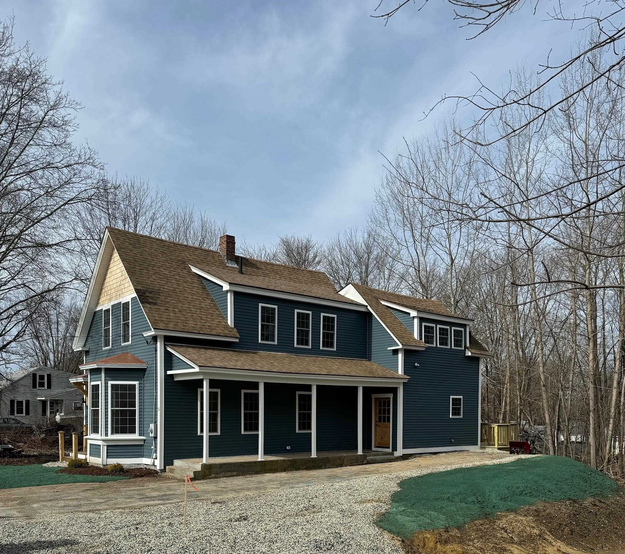 5 Crockett St, Rochester, NH 03867