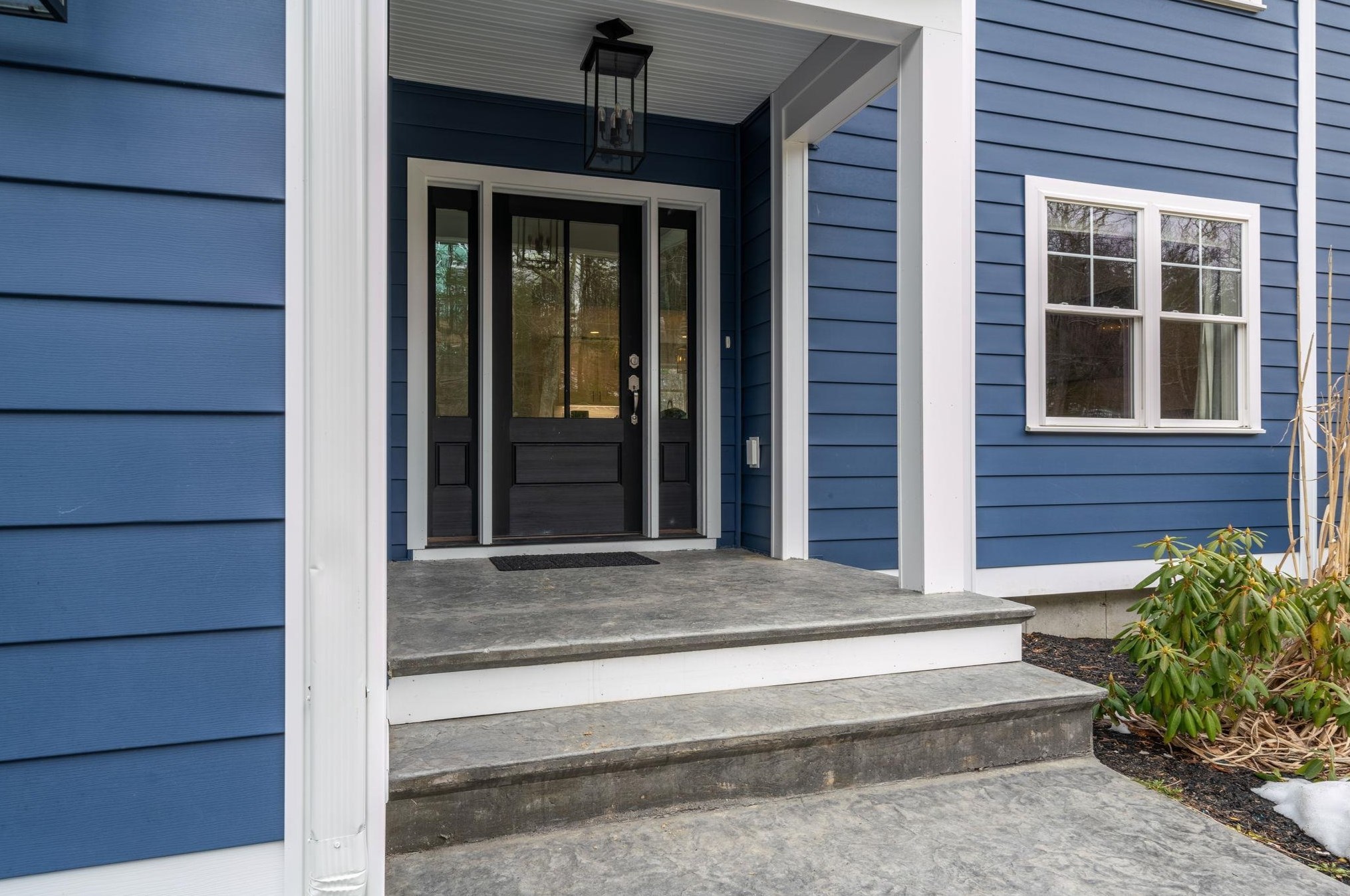 68 Middle Winchendon Rd, Rindge, NH 03461
