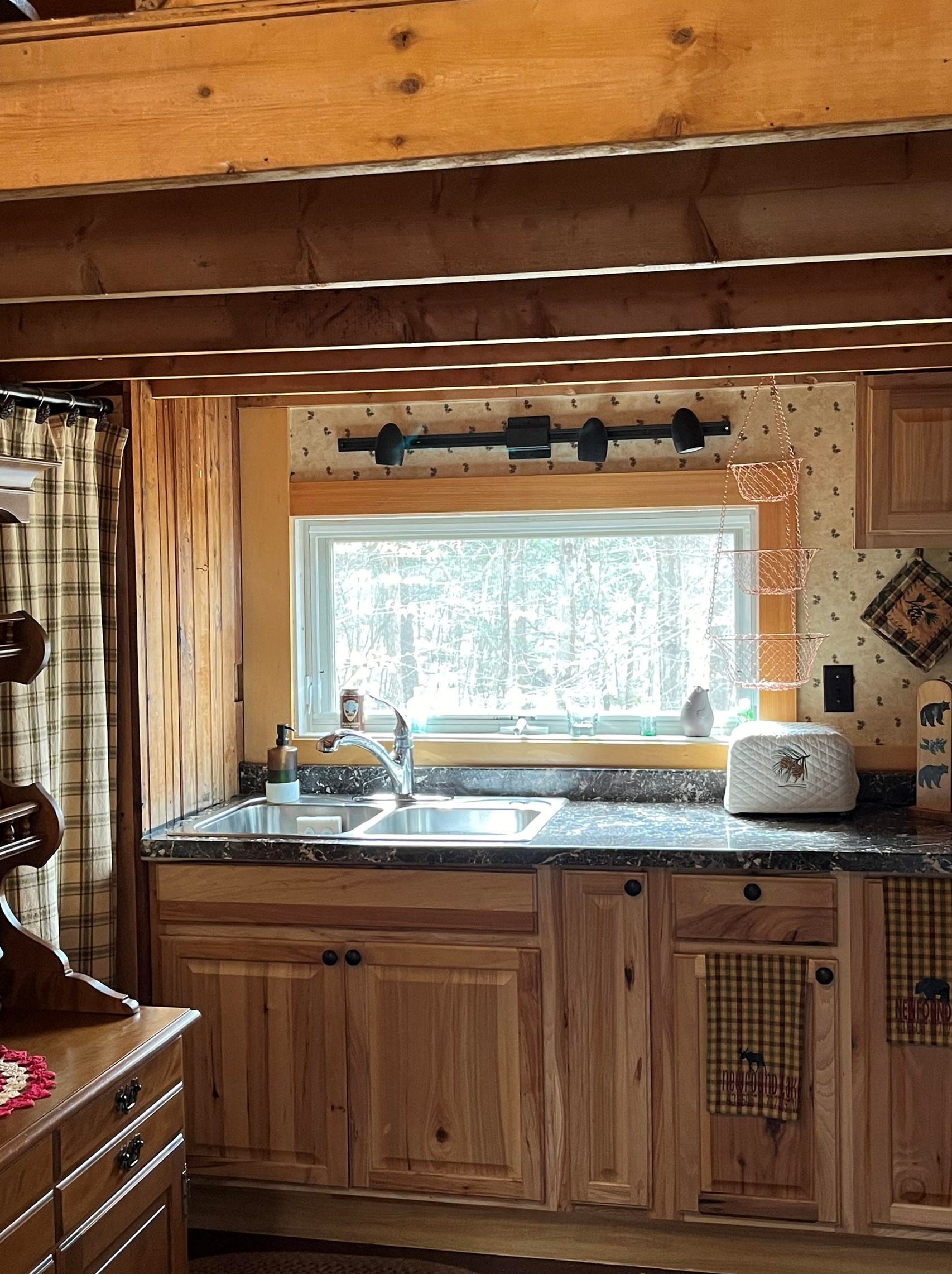 60 Castle Ln, Bridgewater NH 03222-3615 exterior