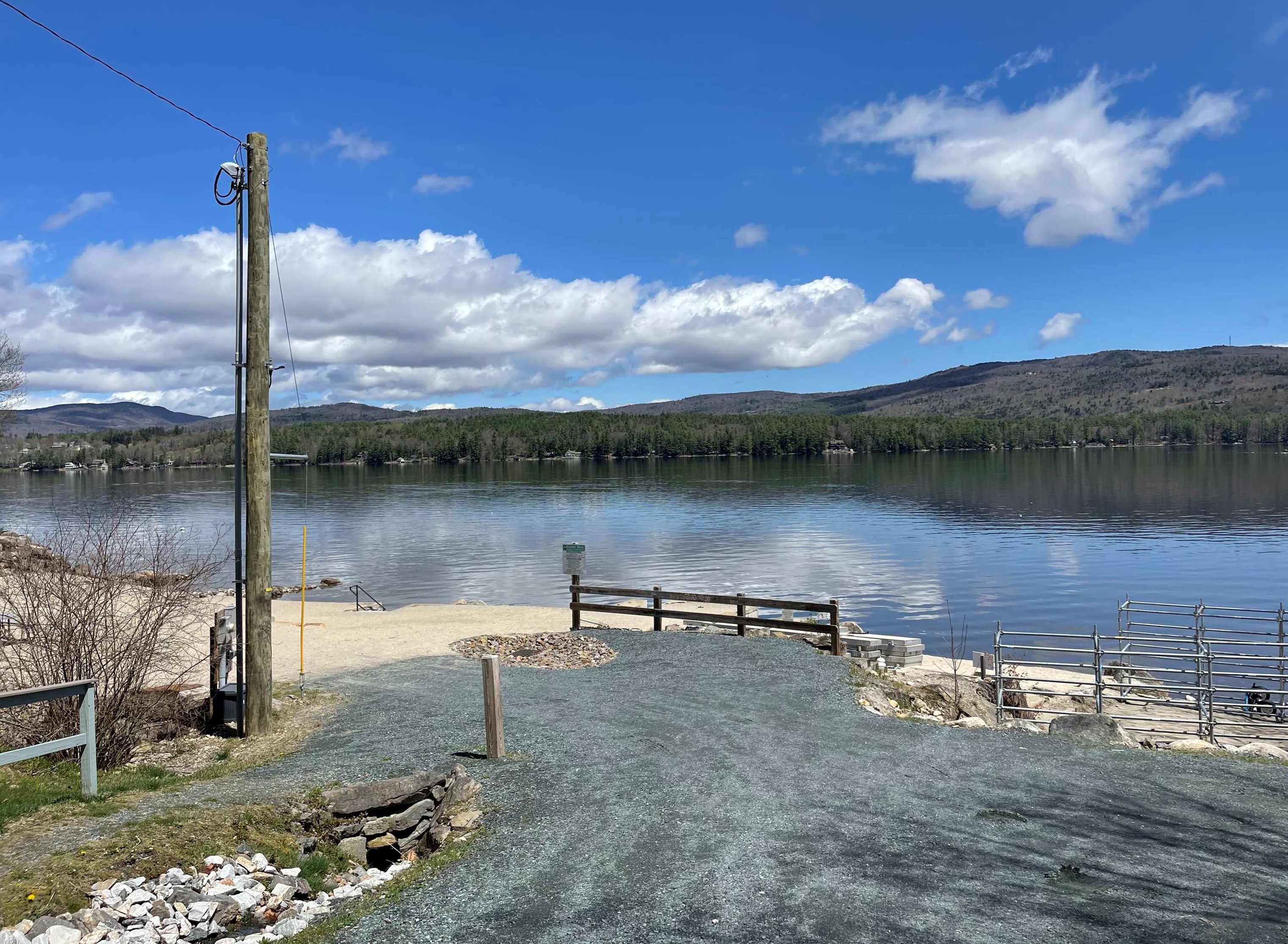 60 Castle Ln, Bridgewater NH 03222-3615 exterior