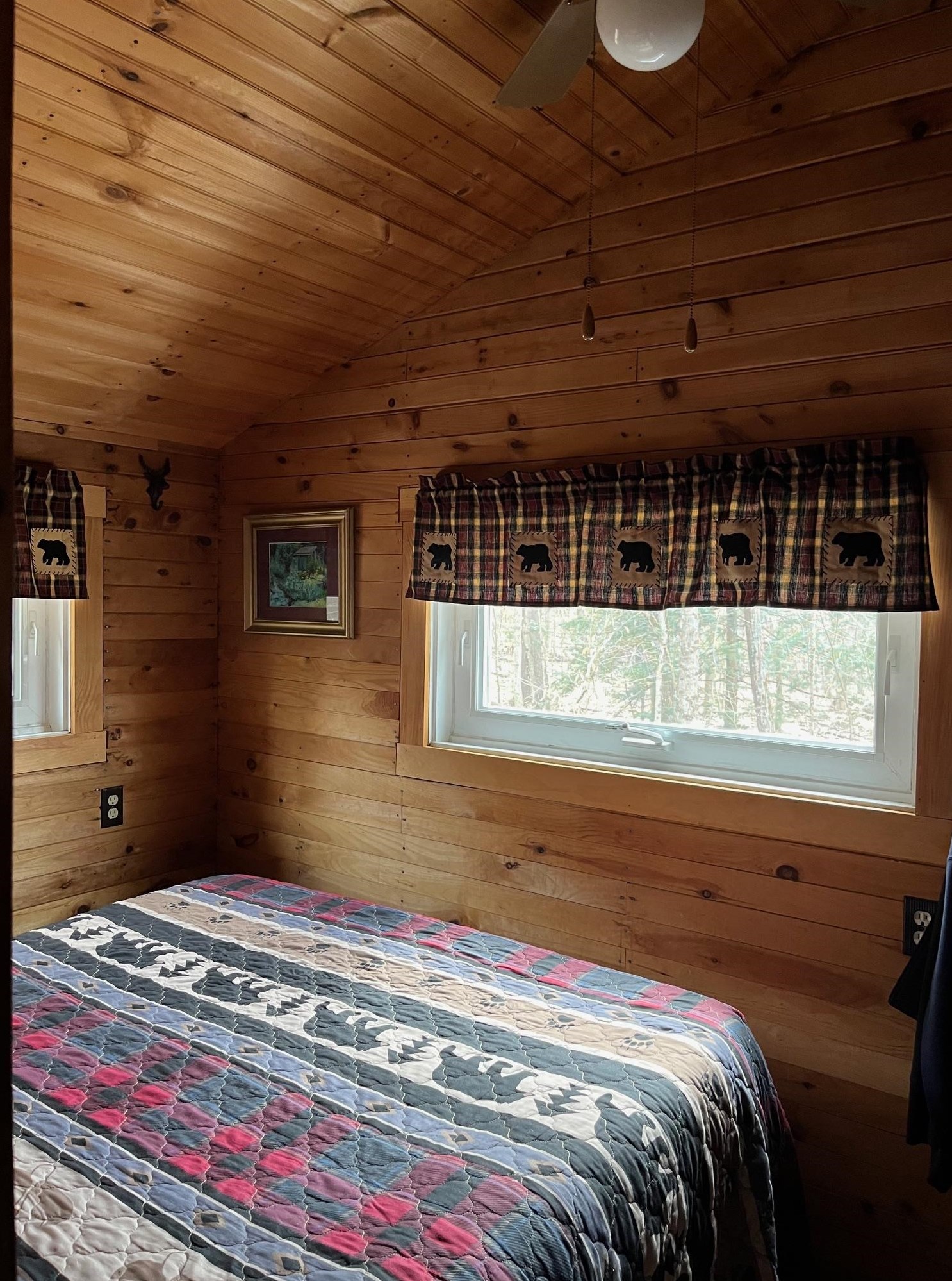 60 Castle Ln, Bridgewater NH 03222-3615 exterior