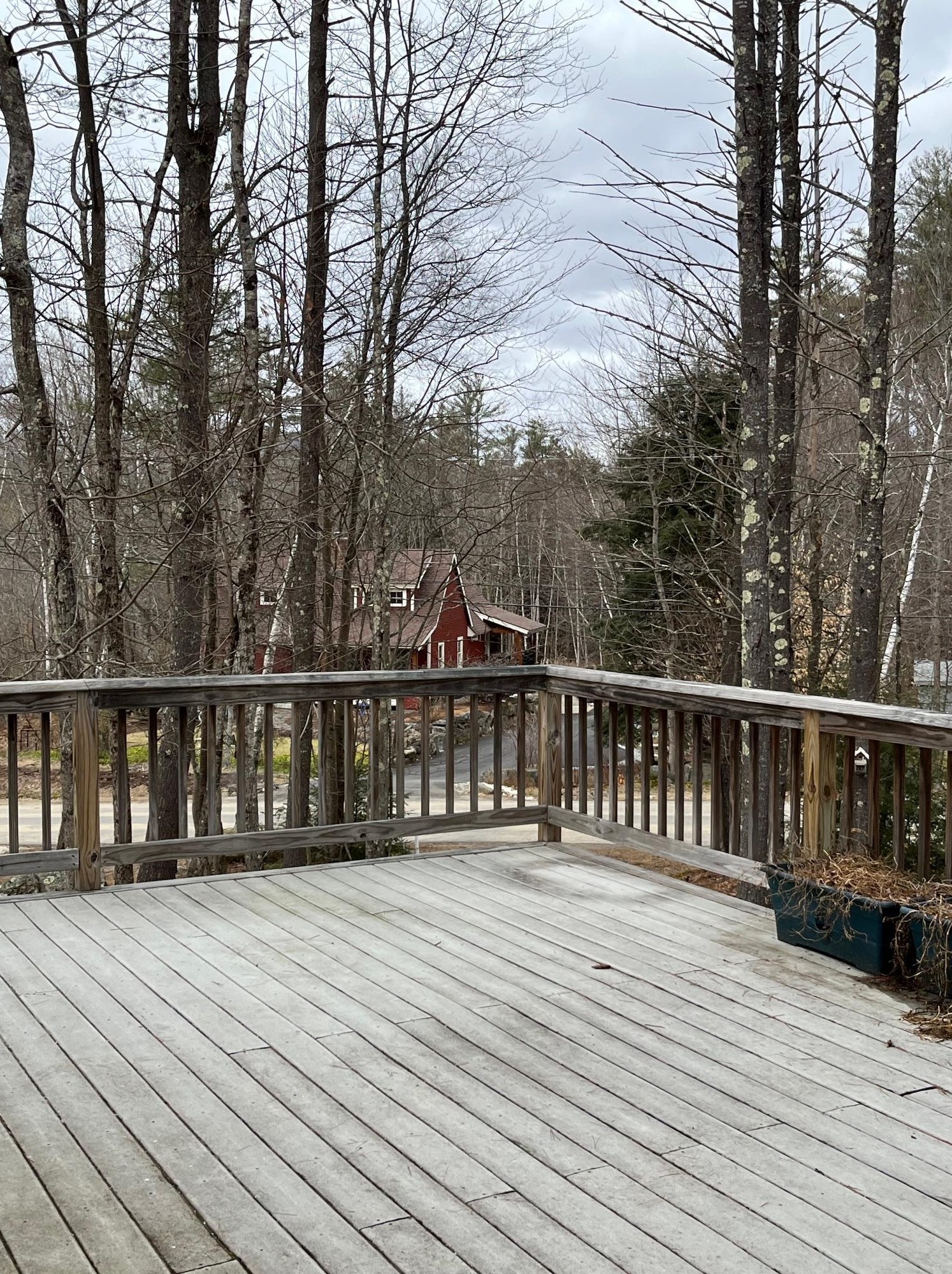 60 Castle Ln, Bridgewater NH 03222-3615 exterior