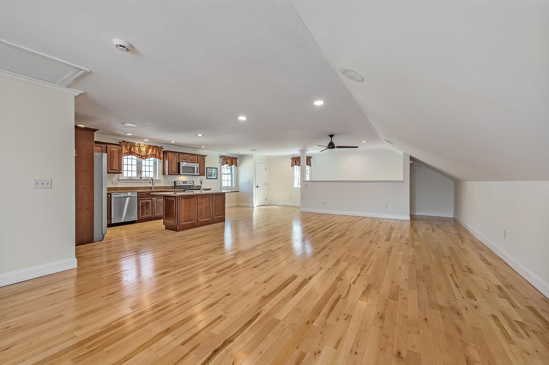 607 Old Wellington Rd #a, Manchester, NH 03104