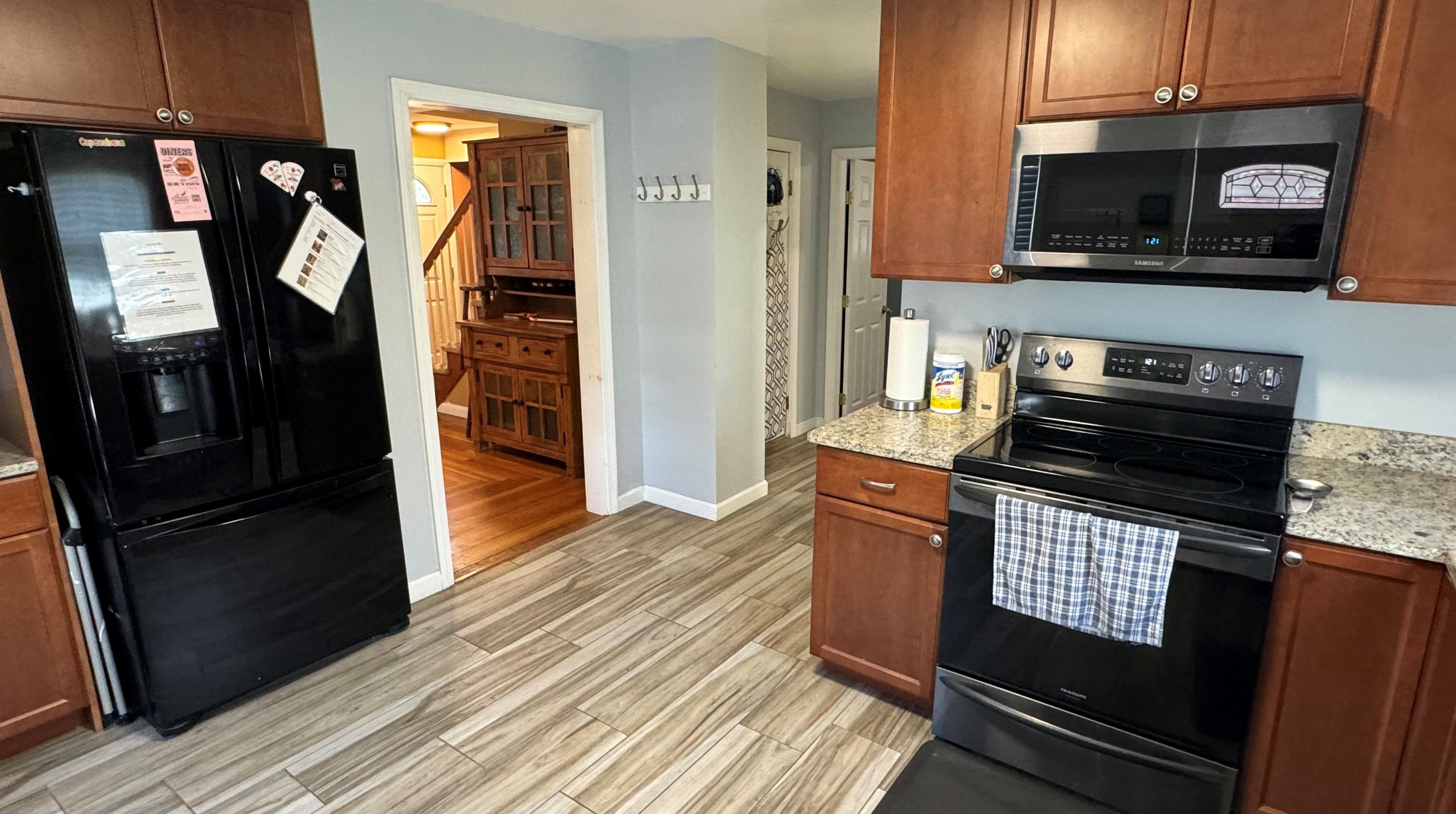 110 Westland Ave, Manchester NH  03103-7359 exterior