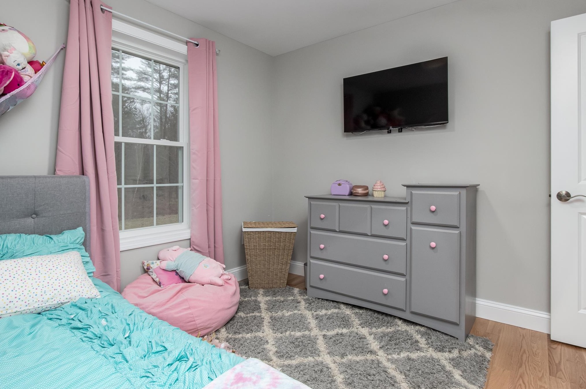 230 Lower Ridge Rd, Concord NH  03307-1509 exterior