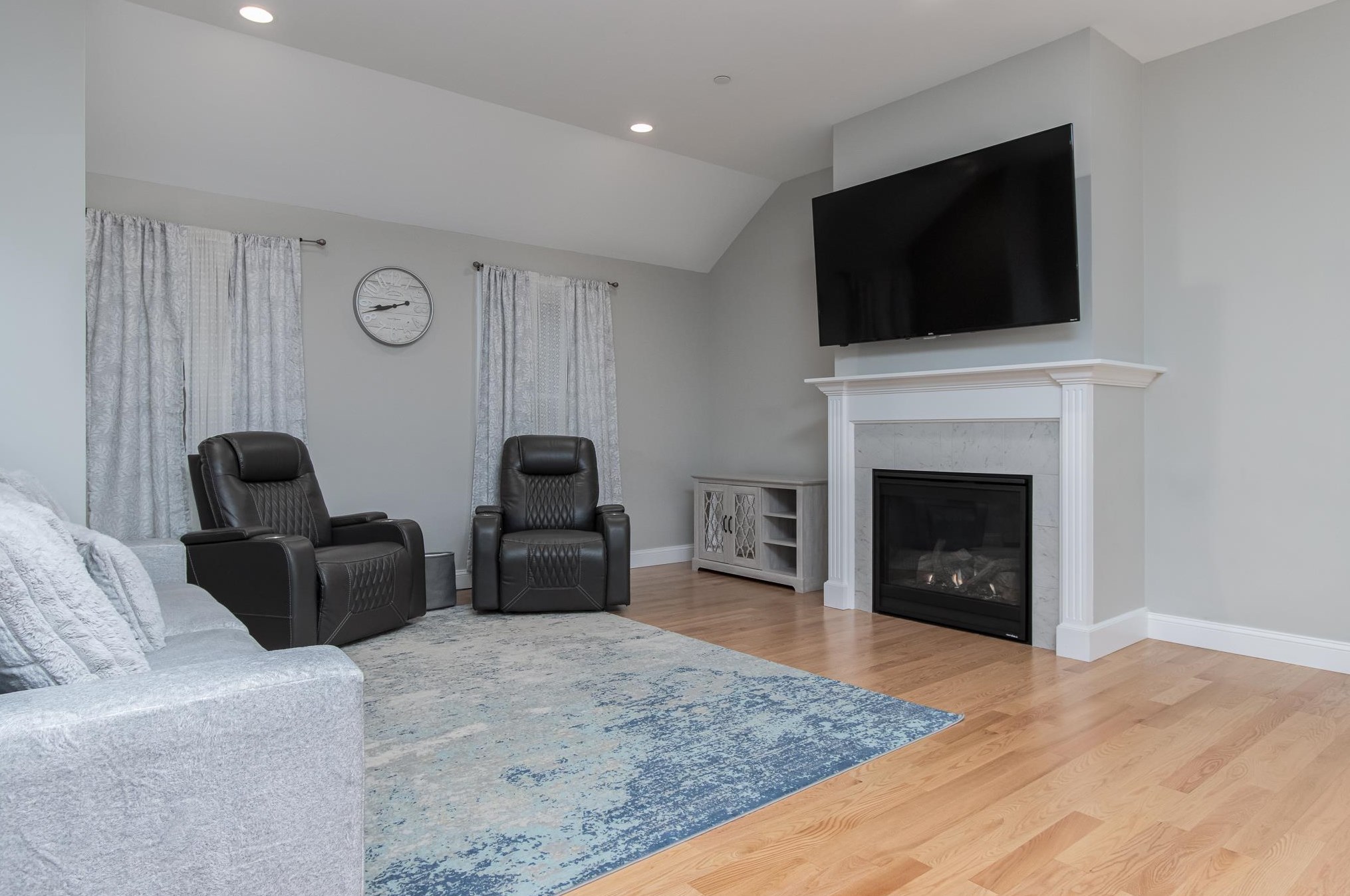 230 Lower Ridge Rd, Concord NH  03307-1509 exterior