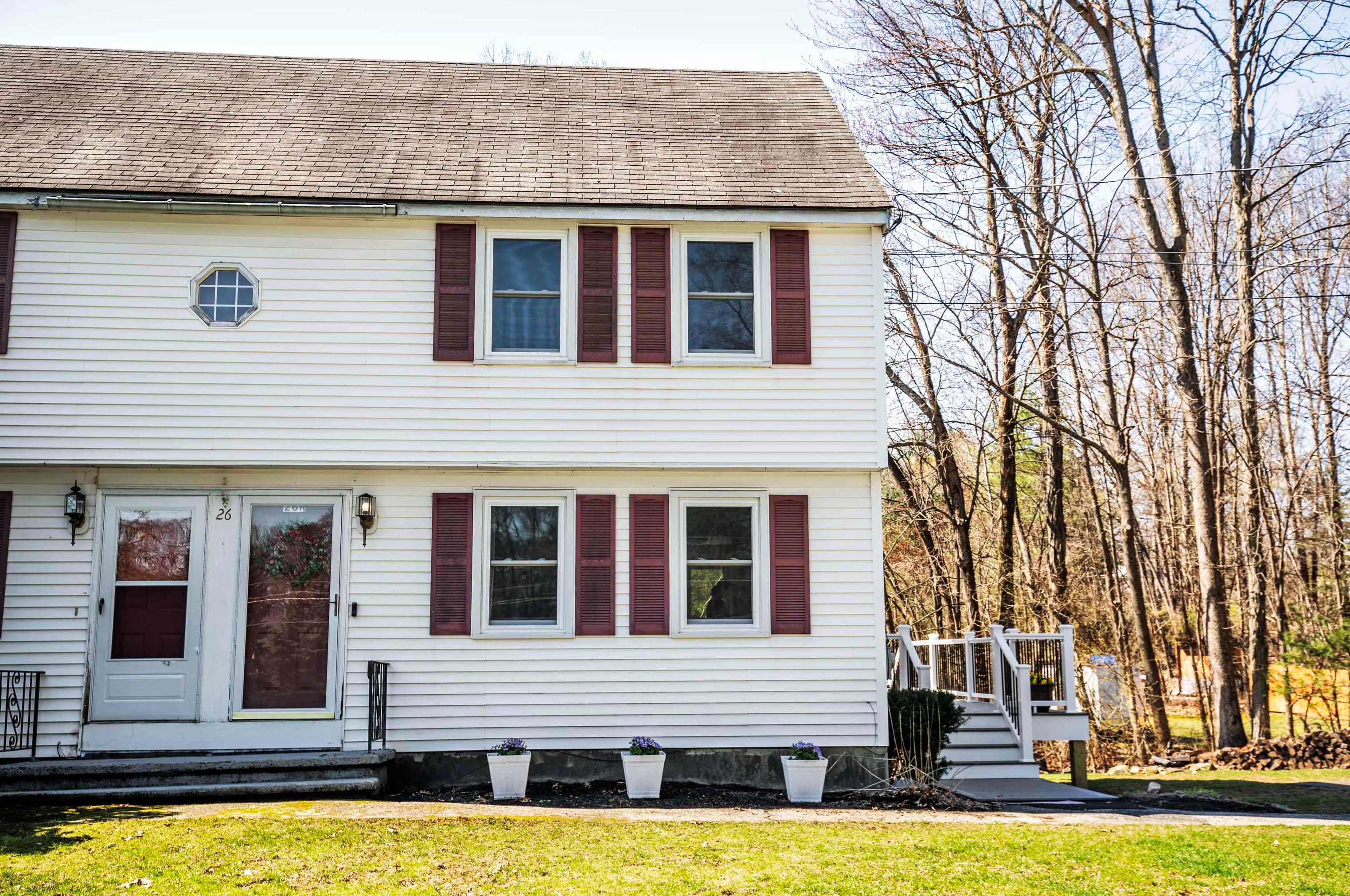 26 Juniper Rd #r, Derry, NH 03038