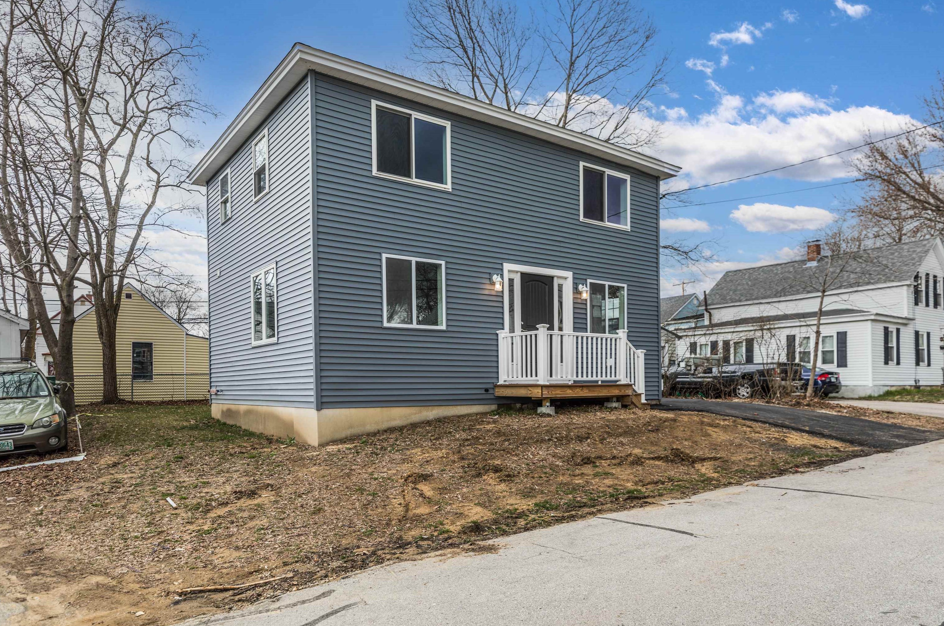 29 Jackson St, Rochester NH  03867-2207 exterior
