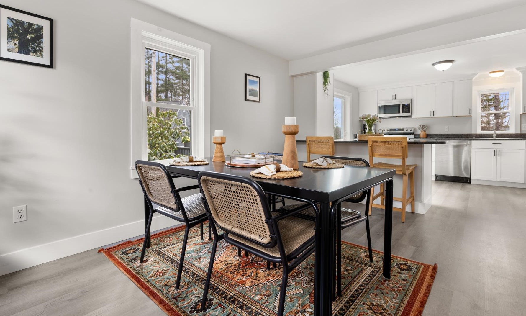 157 Exeter Rd, Newmarket NH  03857-2033 exterior