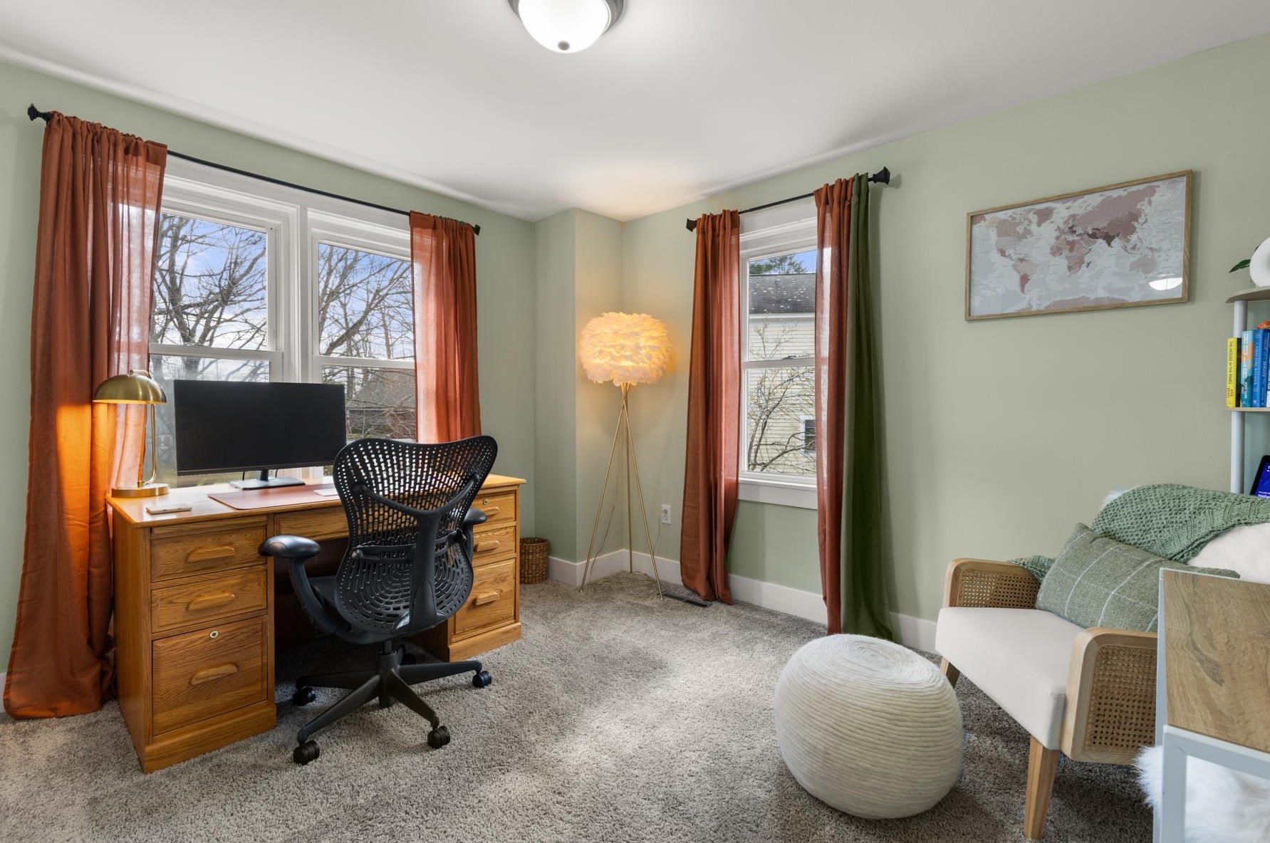 157 Exeter Rd, Newmarket NH  03857-2033 exterior