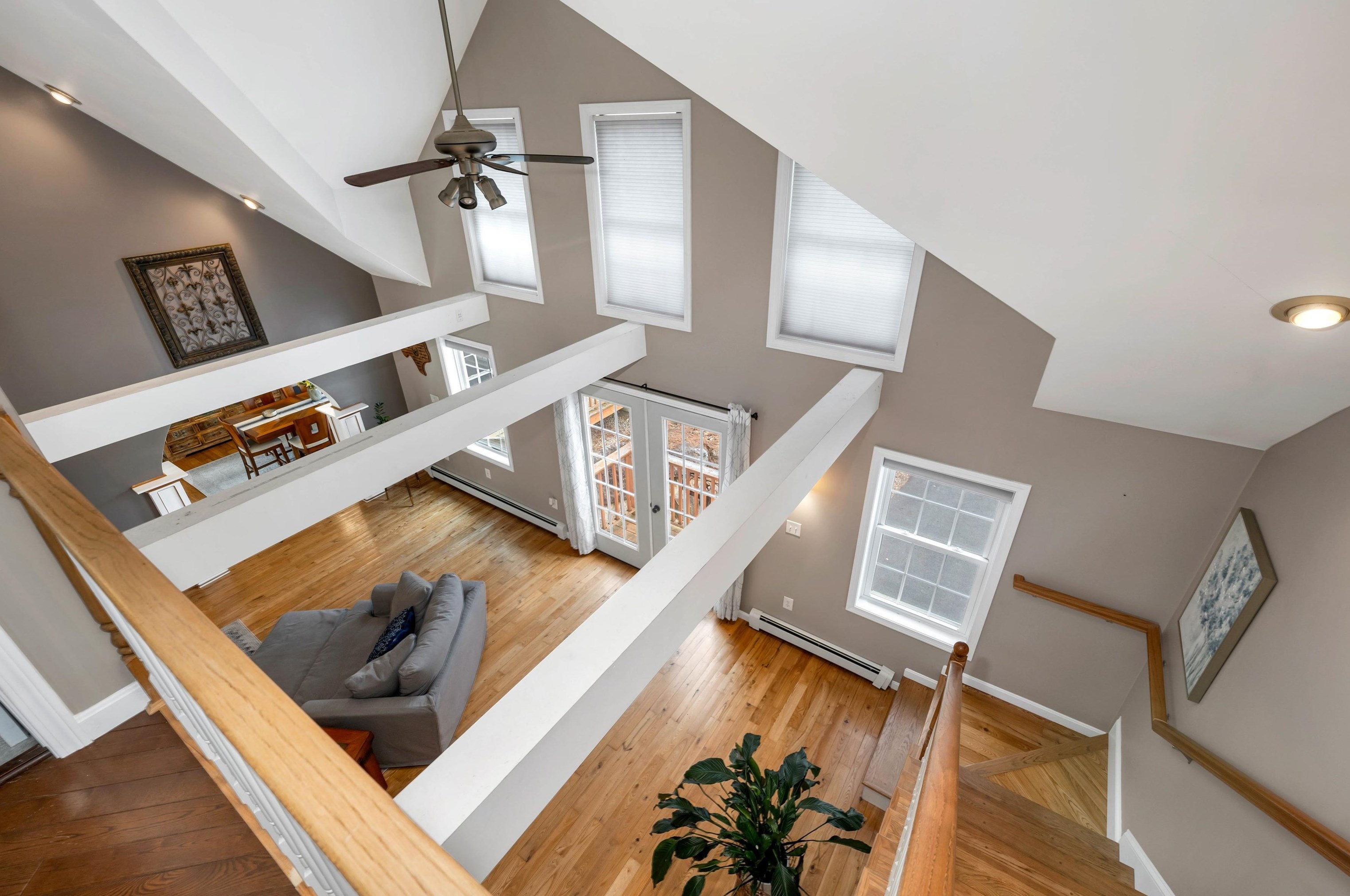 19 Meadow Lark Ln, Chichester NH  03234-4820 exterior