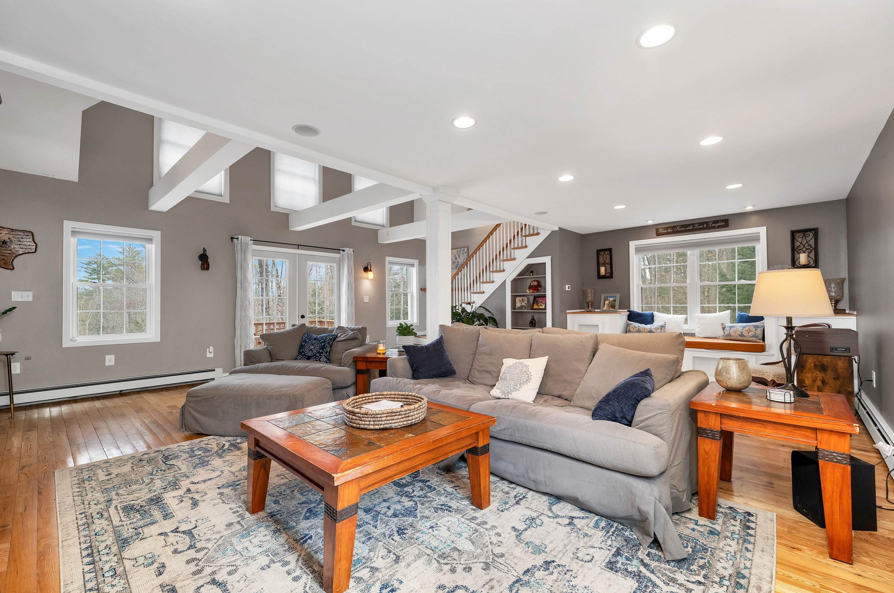 19 Meadow Lark Ln, Chichester NH  03234-4820 exterior