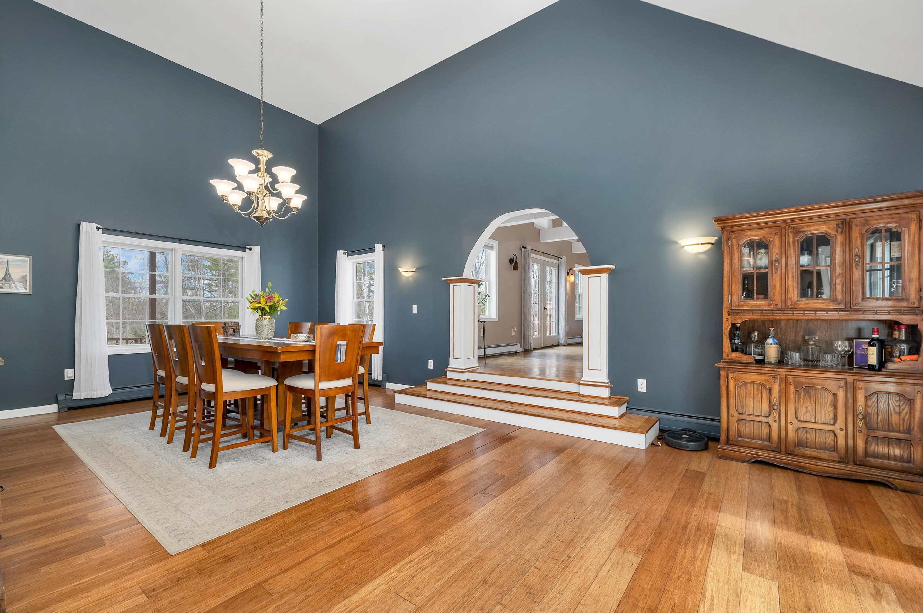 19 Meadow Lark Ln, Chichester NH  03234-4820 exterior