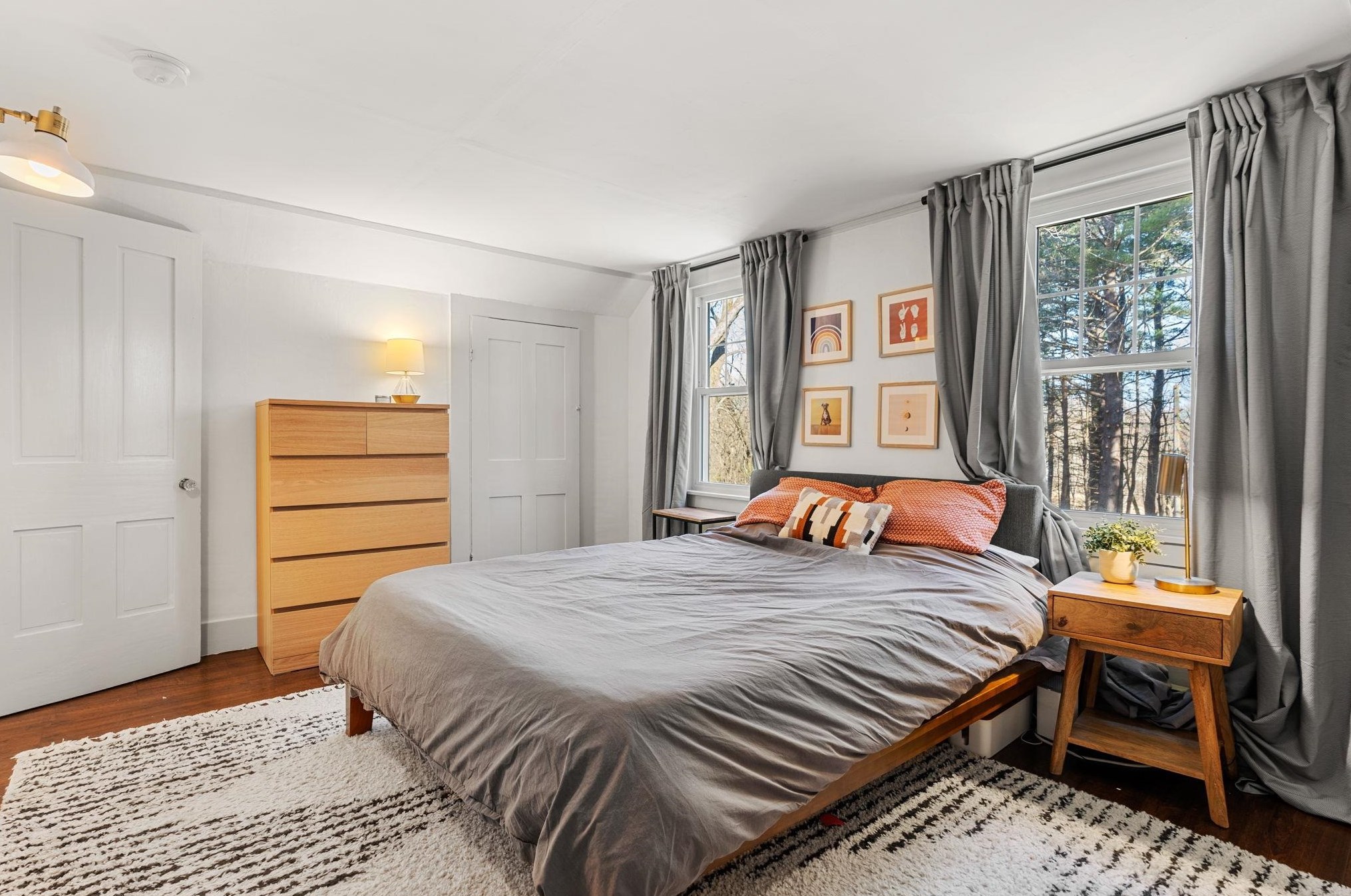 100 4th St, Dover NH  03820-2939 exterior