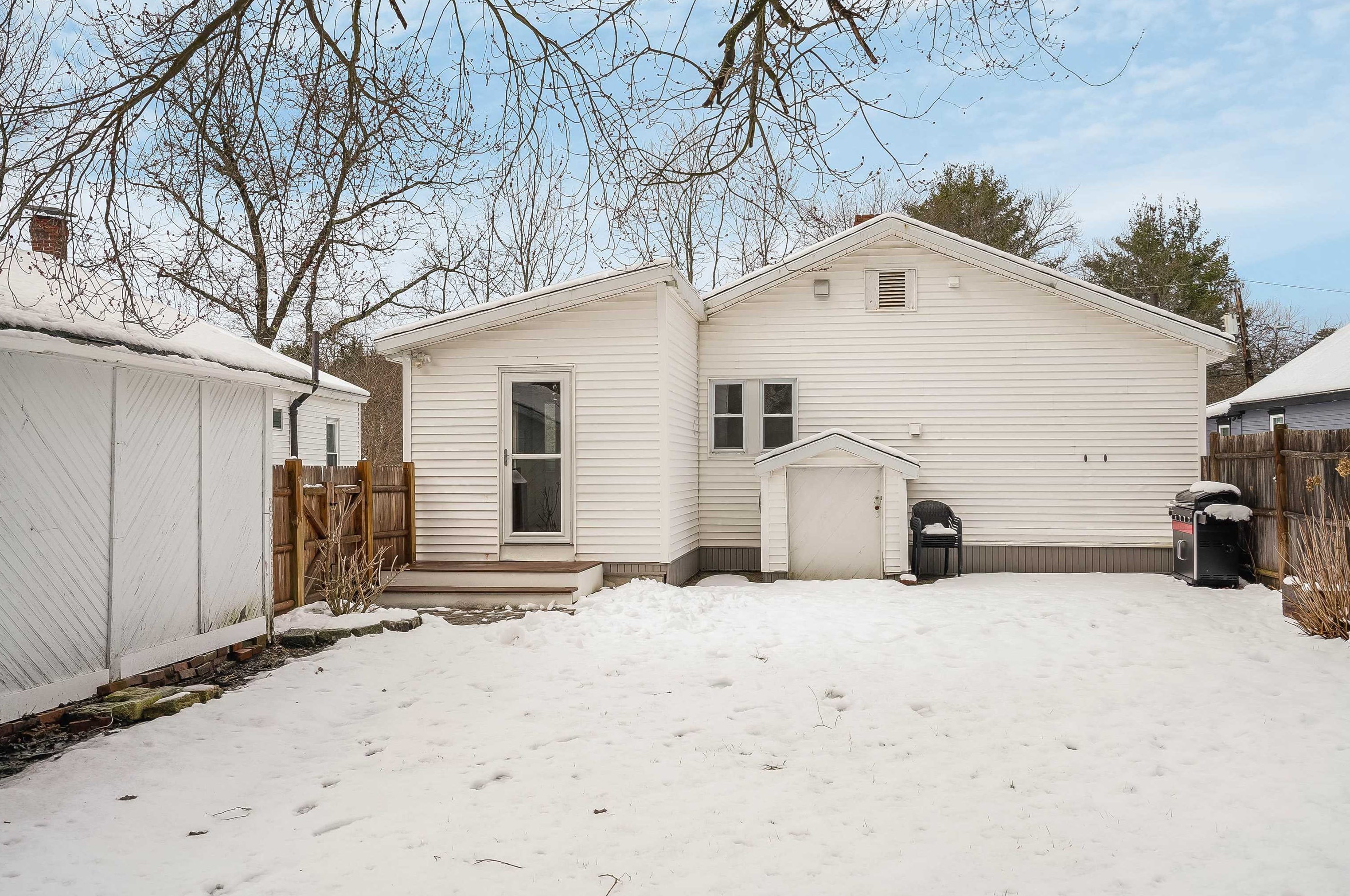 99 Electric St, Manchester, NH 03102