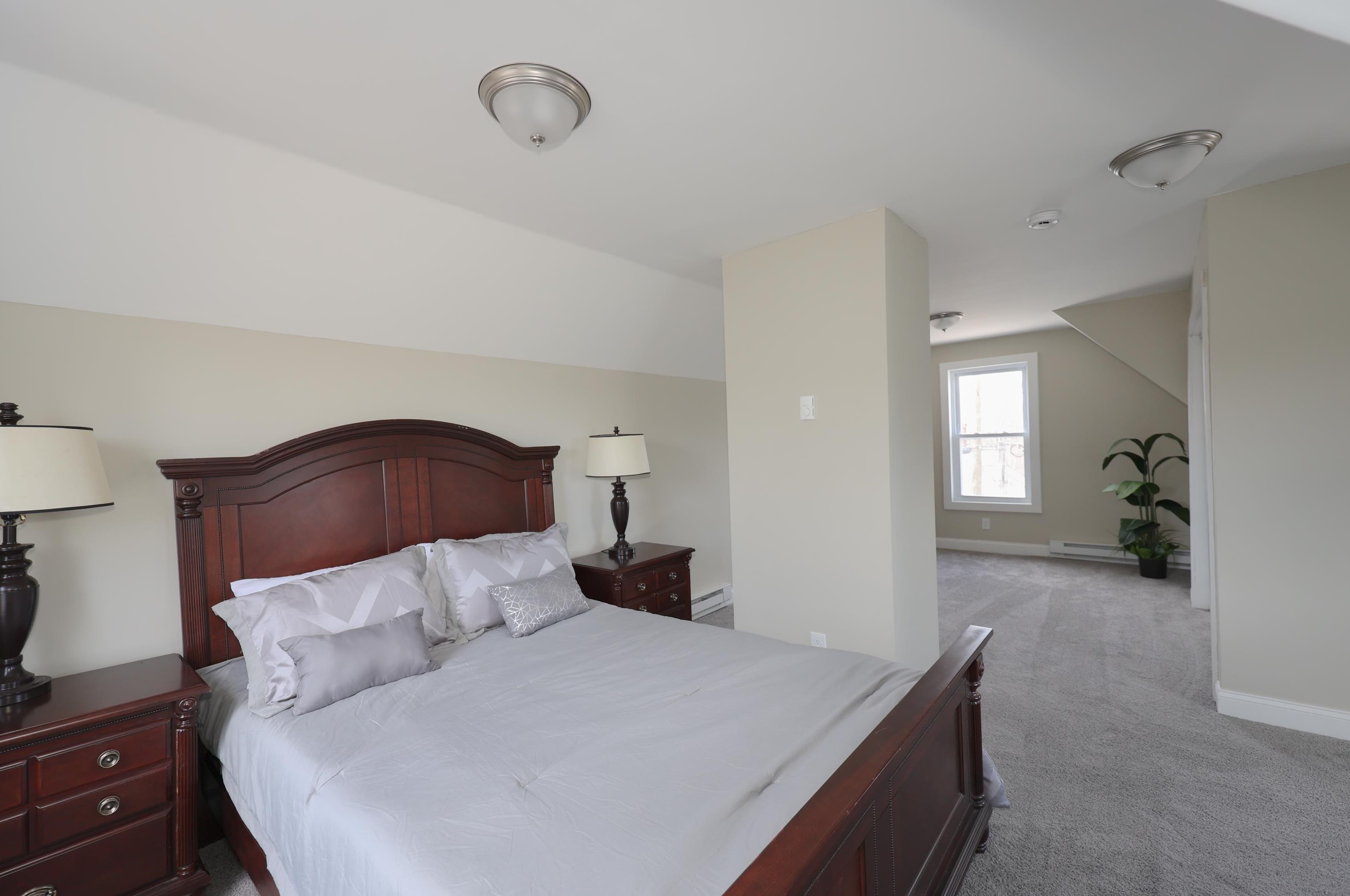 17 Epping St, Raymond NH 03077-2529 exterior