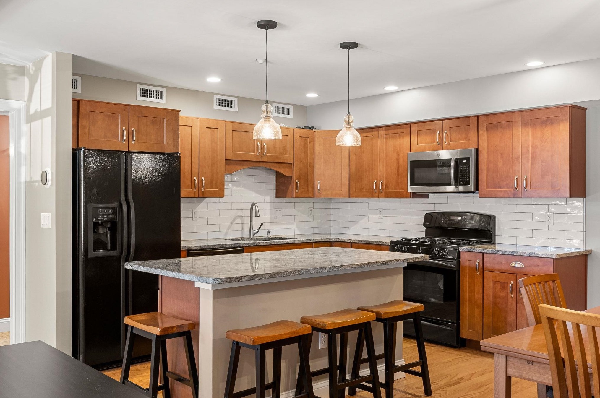 6 Bay Rd #34, Newmarket, NH 03857