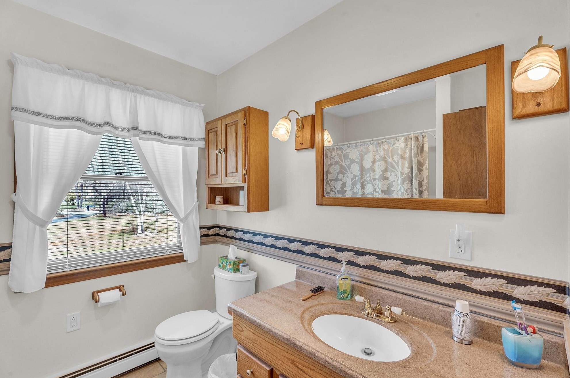 6 Bald Hl Rd, Newmarket NH  03857-2135 exterior