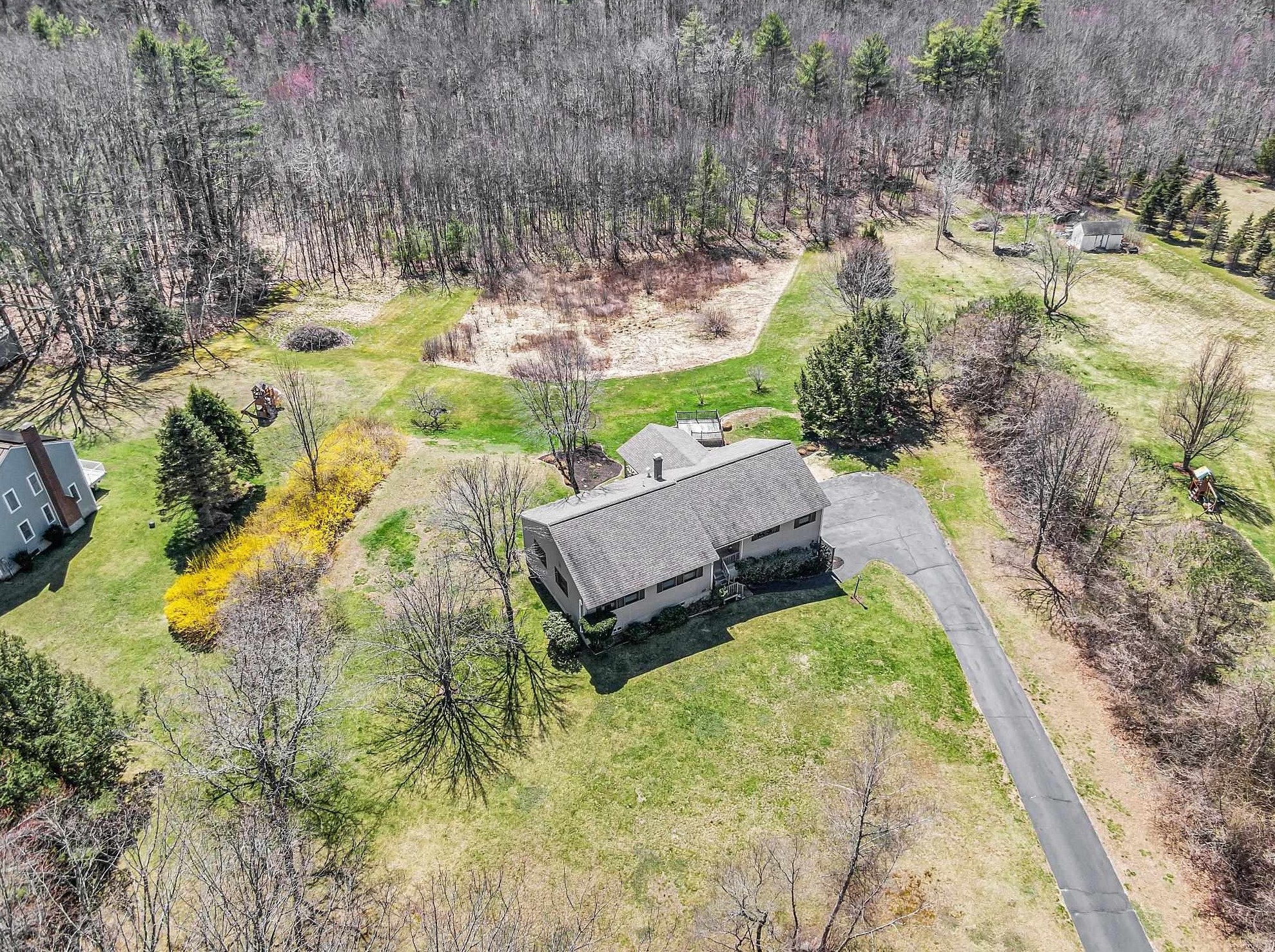 6 Bald Hill Rd, Newmarket, NH 03857-2135