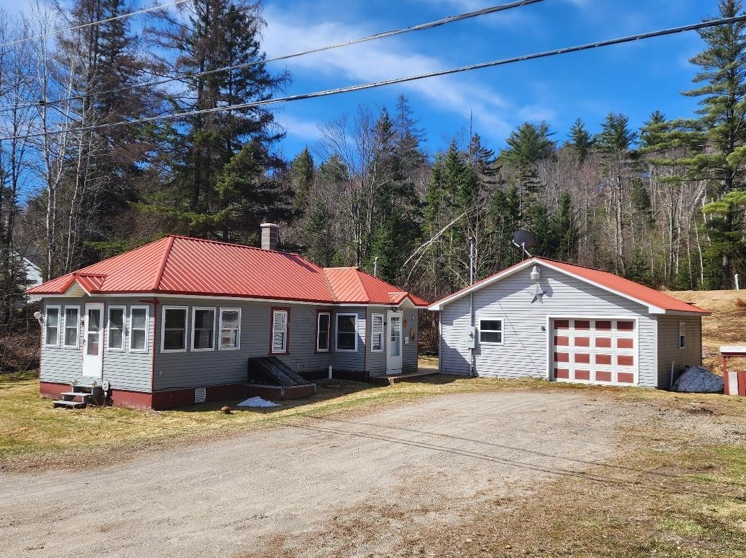 255 Milan Rd, Dummer, NH 03588-3319