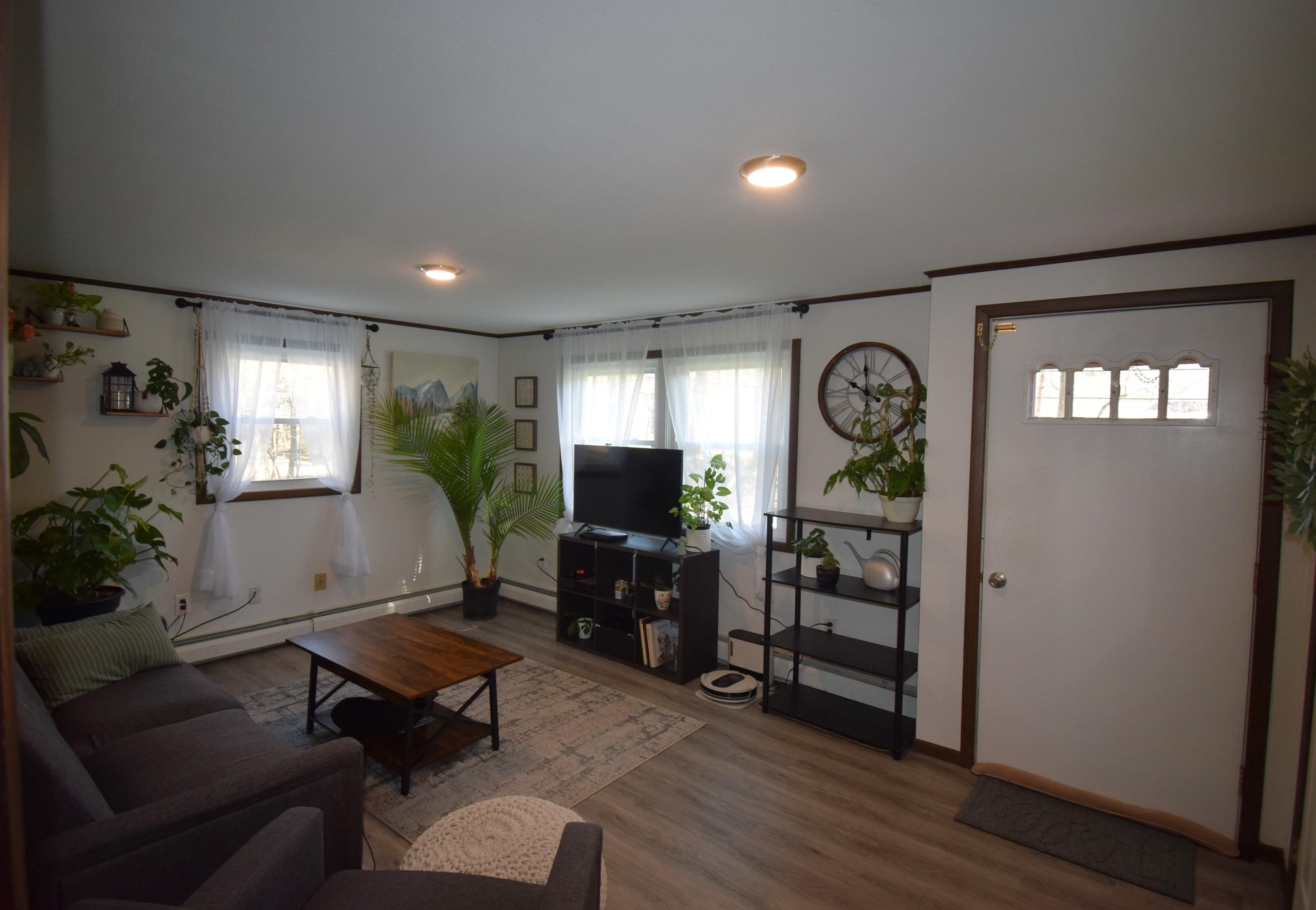 2 Bartlett St, Newton NH  03858-3505 exterior
